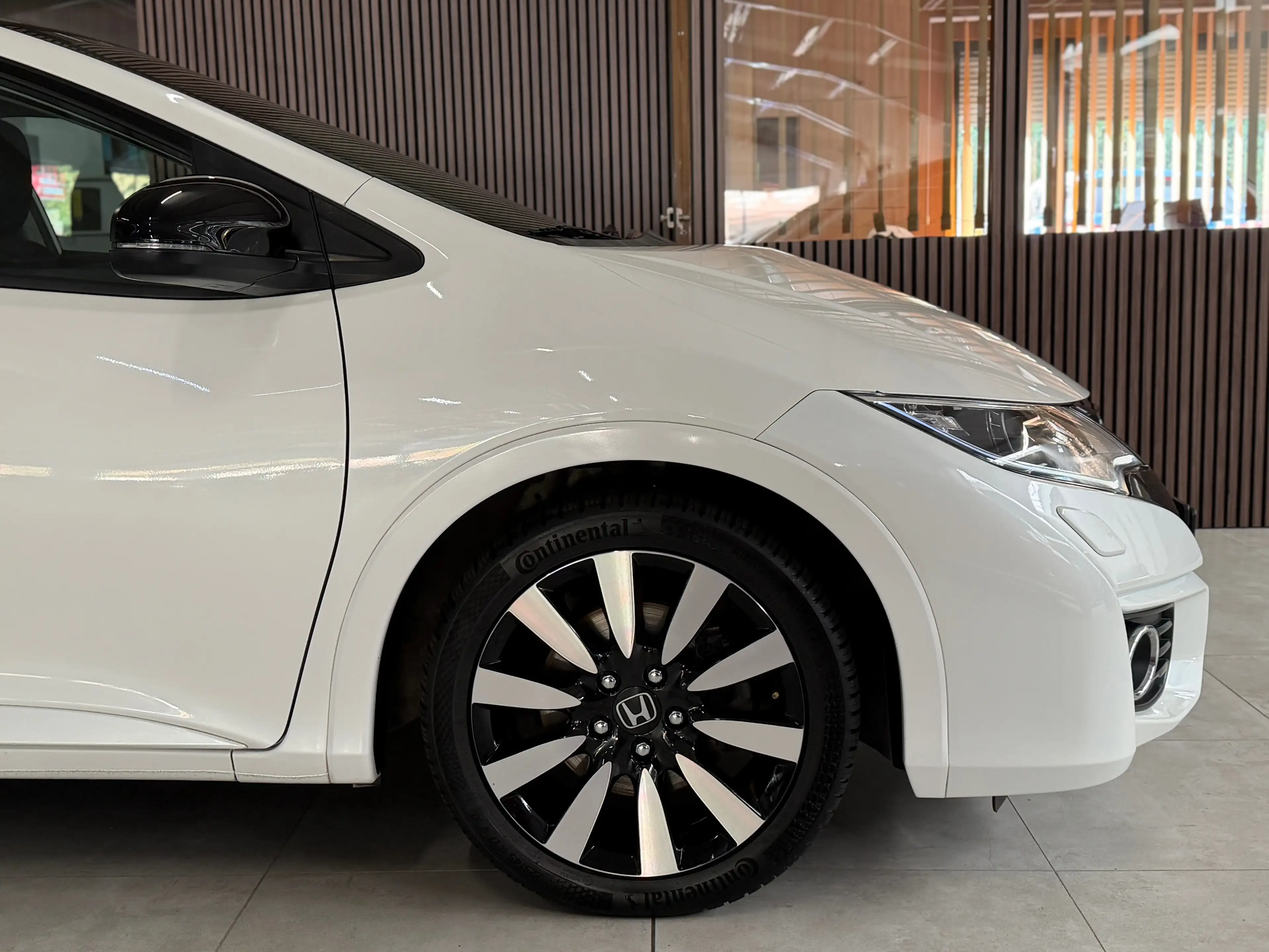 Honda Civic 1.8 Elegance*2.Hand*Navi*Kamera*Scheckheft*Tüv 03/2028 — photo 8