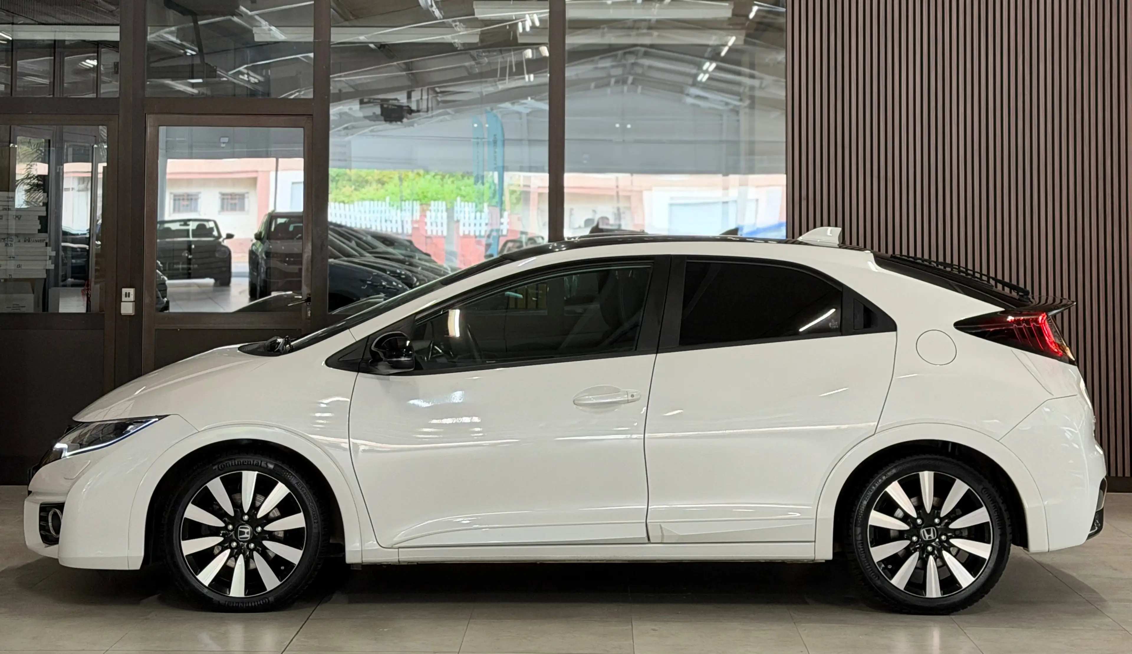 Honda Civic 1.8 Elegance*2.Hand*Navi*Kamera*Scheckheft*Tüv 03/2028 — photo 7