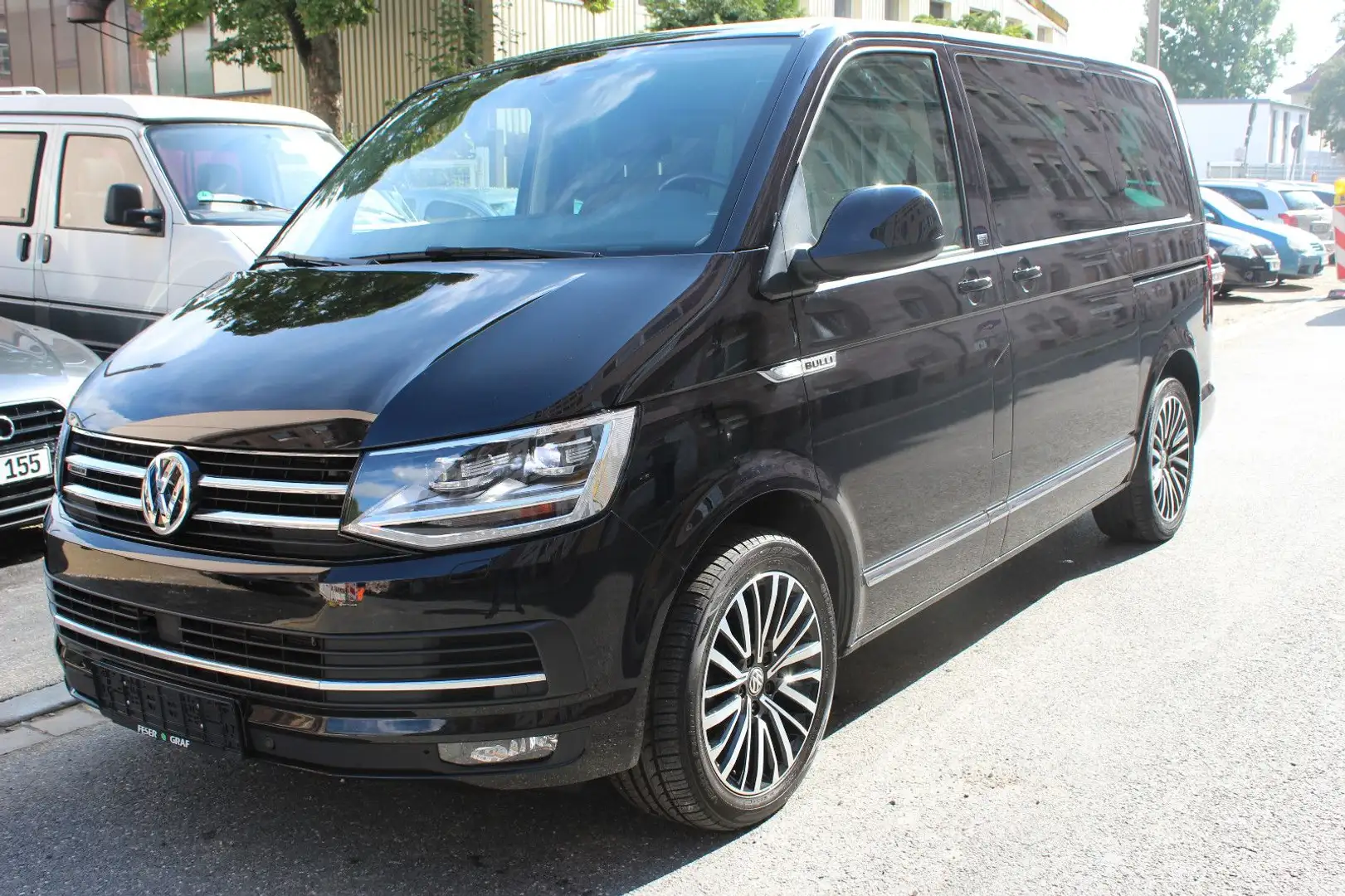 Volkswagen T6 Multivan Generation Six Bulli 4x4 AHK DCC Noir - 1