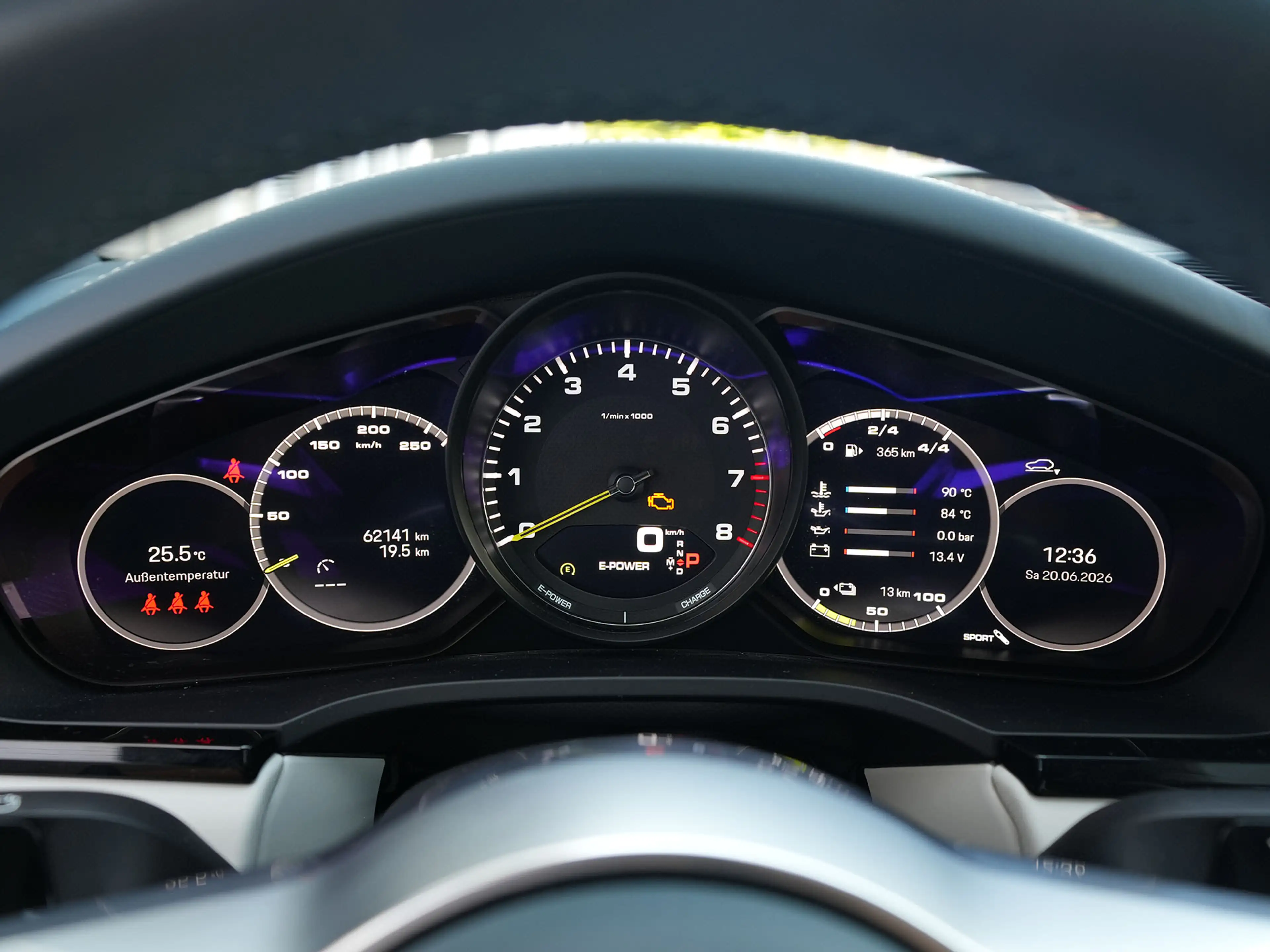 Porsche Cayenne E-Hybrid Coupé SPORTDESIGN-SPORTABGAS.-LUFTF.-PANO-LEDER KREIDE — photo 32