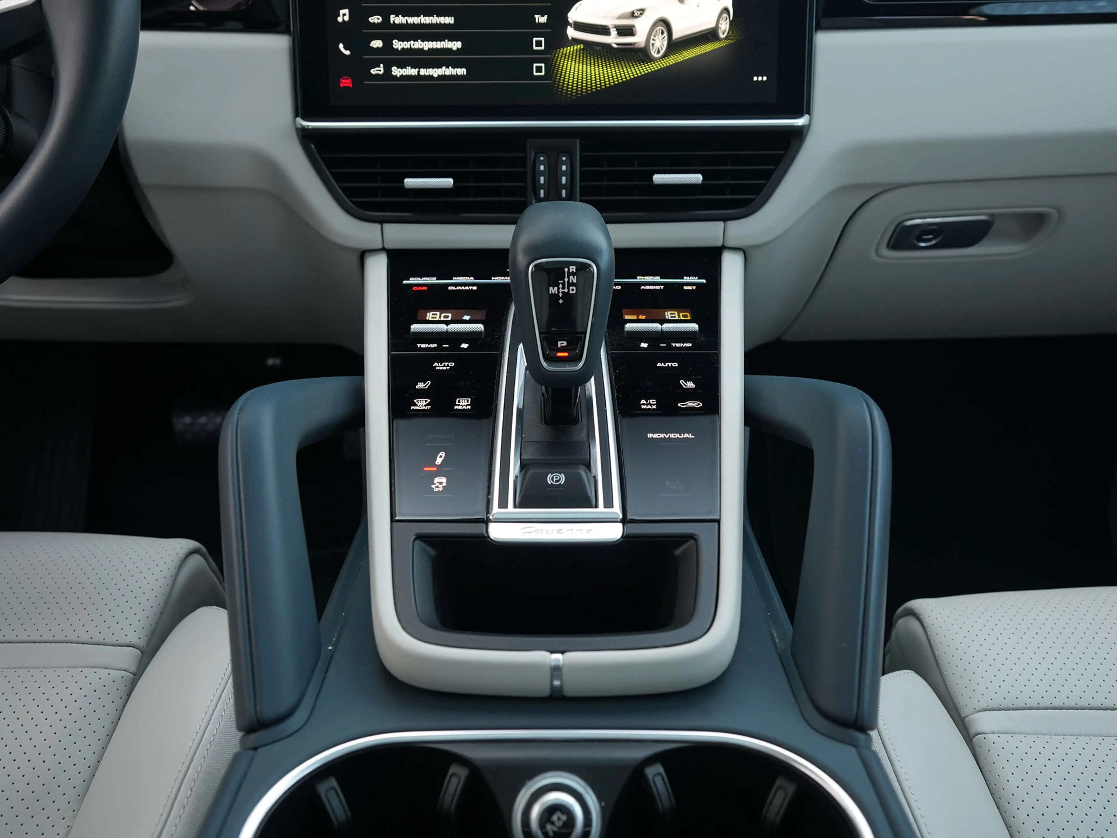 Porsche Cayenne E-Hybrid Coupé SPORTDESIGN-SPORTABGAS.-LUFTF.-PANO-LEDER KREIDE — photo 46