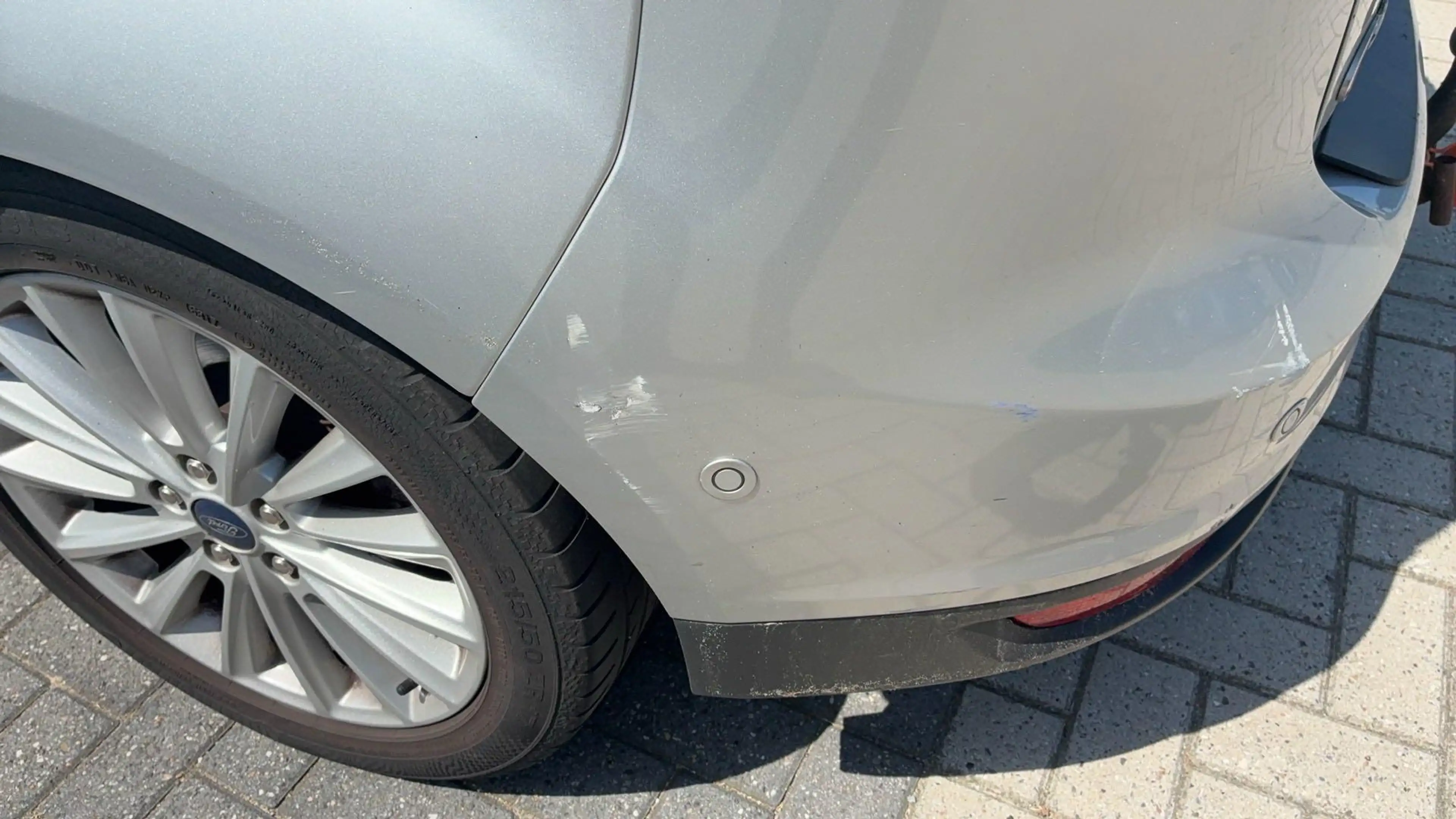 Ford C-Max 1.0 Titanium — photo 15
