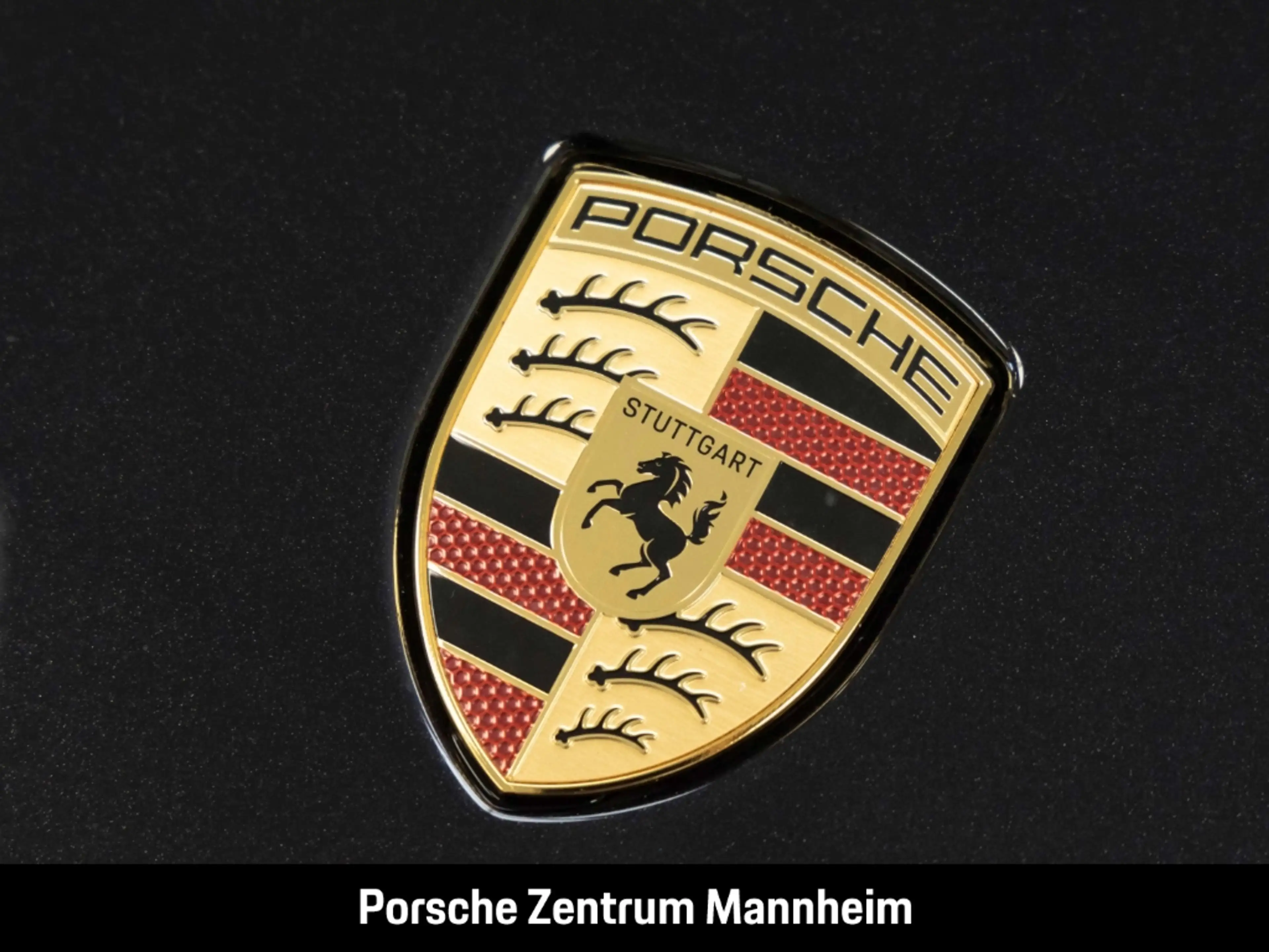 Porsche Taycan 4S Sport Turismo Black Edition — photo 12