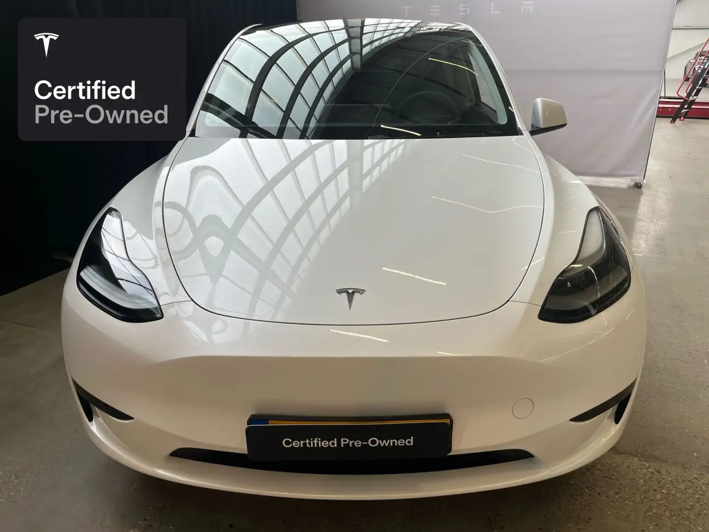 Tesla Model Y Rear-Wheel Drive "Certified Pre-Owned" Weiß - 2