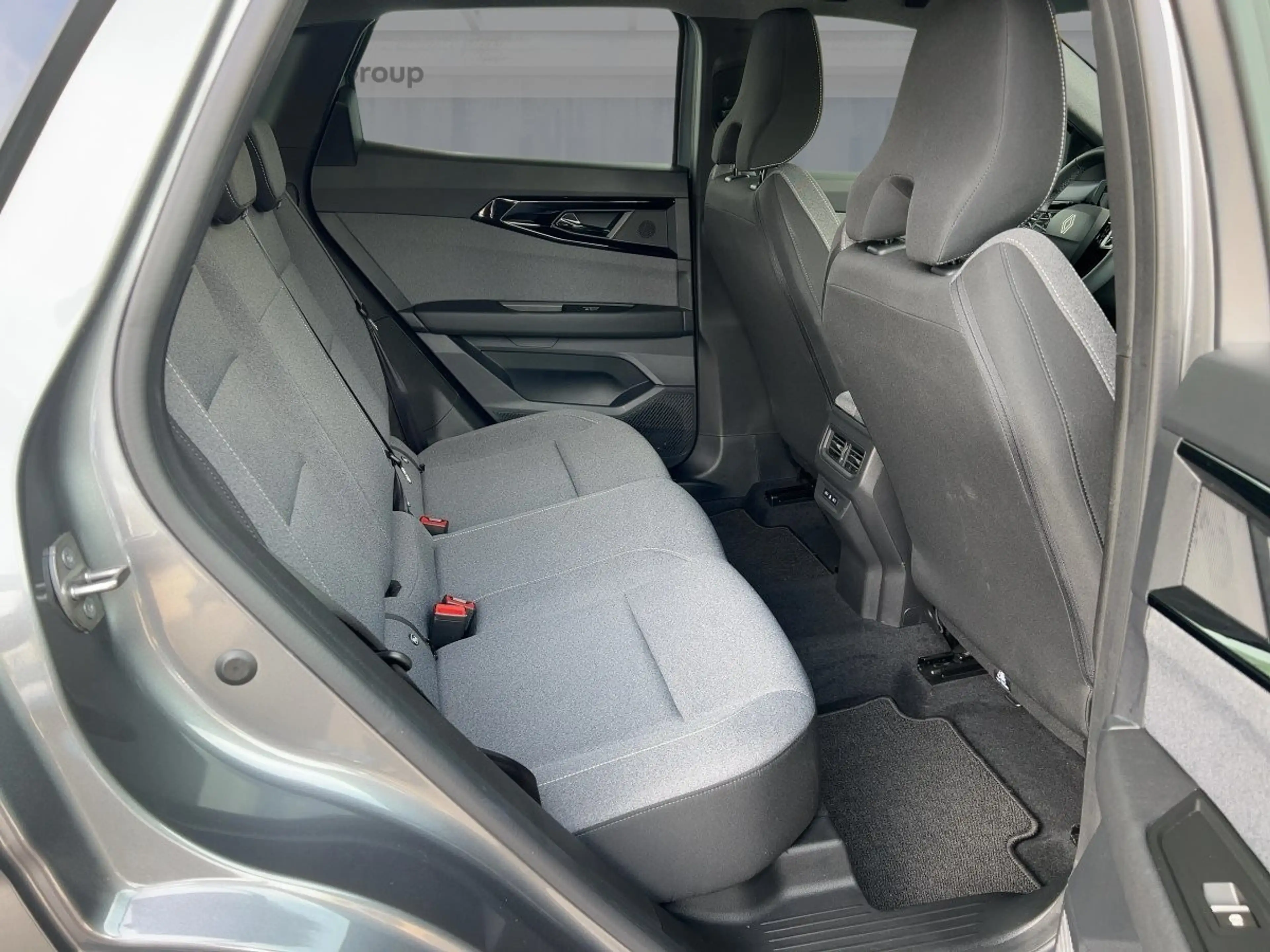 Renault Austral Evolution Mild Hybrid 160 Automatik SHZ BT — photo 9