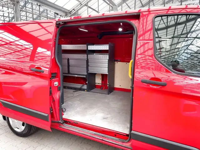 Ford Transit Custom view 15