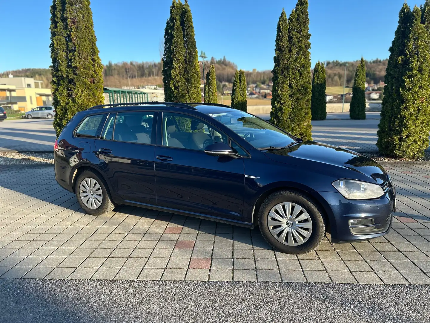 Volkswagen Golf Variant Bluemotion 1,6 TDI Blau - 1