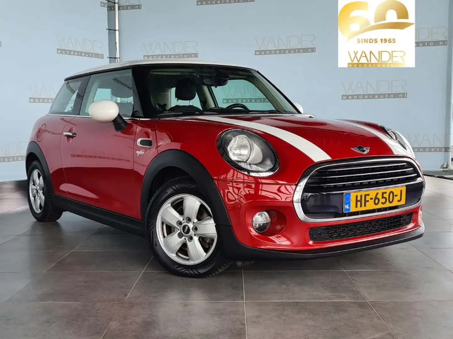MINI Cooper 1.5 Pepper Business /Bluetooth/LMV/Navigatie/Dual- Rood - 1