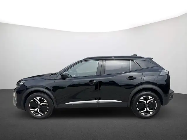 Peugeot 2008 view 4