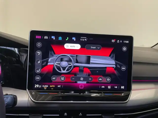 Volkswagen Golf view 14
