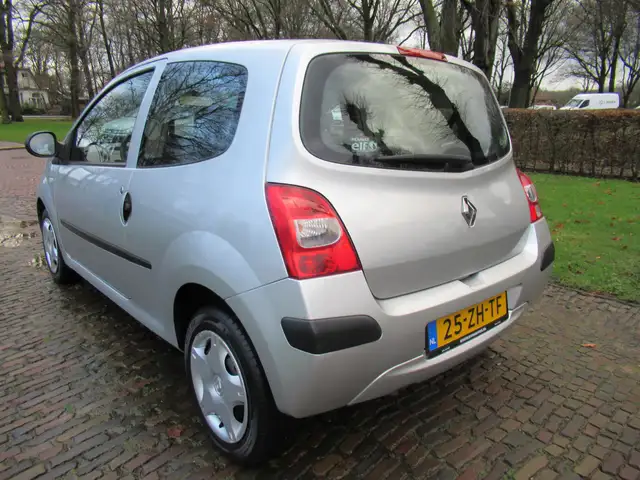 Renault Twingo view 4