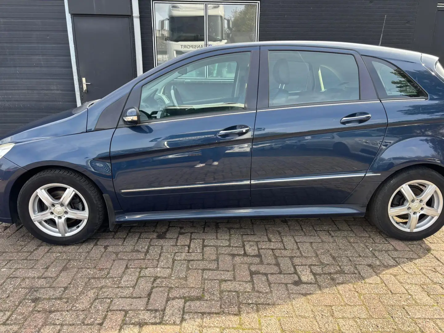 Mercedes-Benz B 150 AUTOMAAT LEES!! Blauw - 2