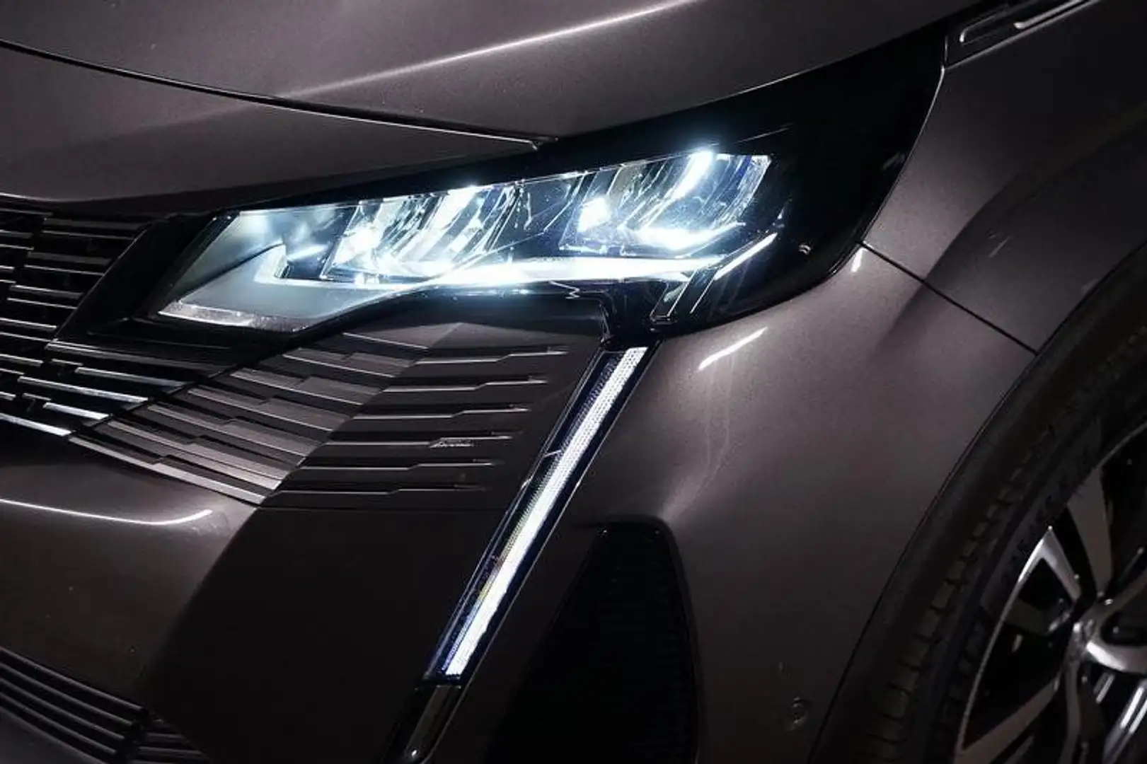 Peugeot 3008 8 1.6 300 A 4 llure Pack Kamera / LED / Navi/Tem Gris - 2