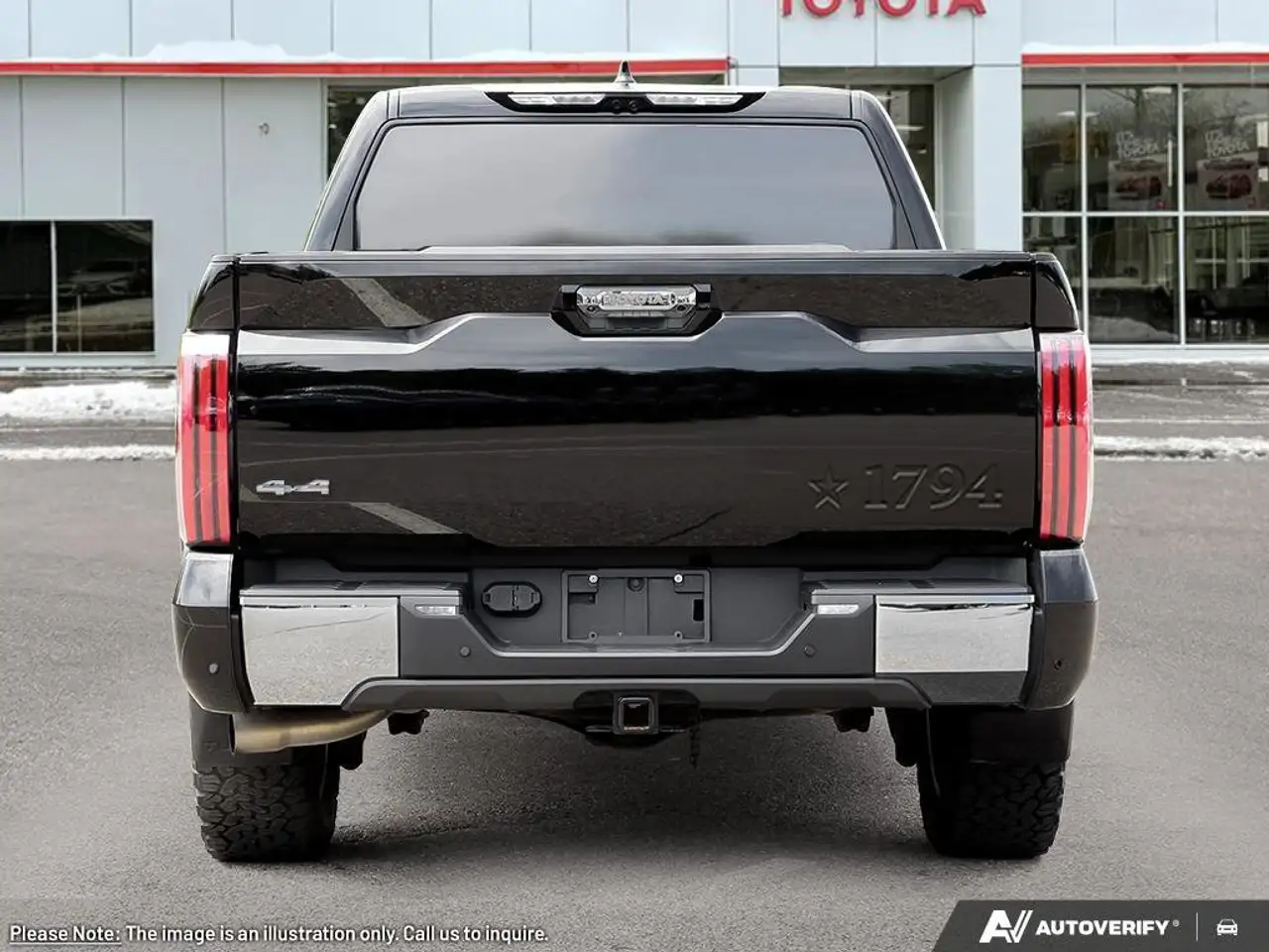Toyota Tundra снимка Toyota Tundra