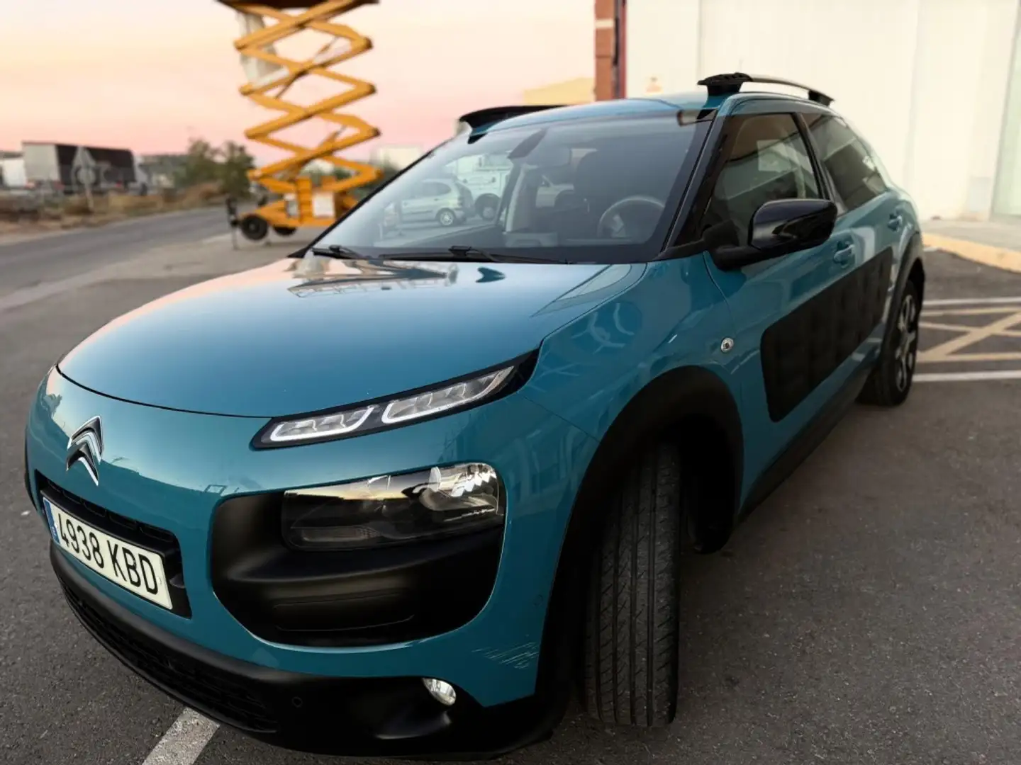 Citroën C4 Cactus 1.6 BlueHDi S&S Business 100 Azul - 2