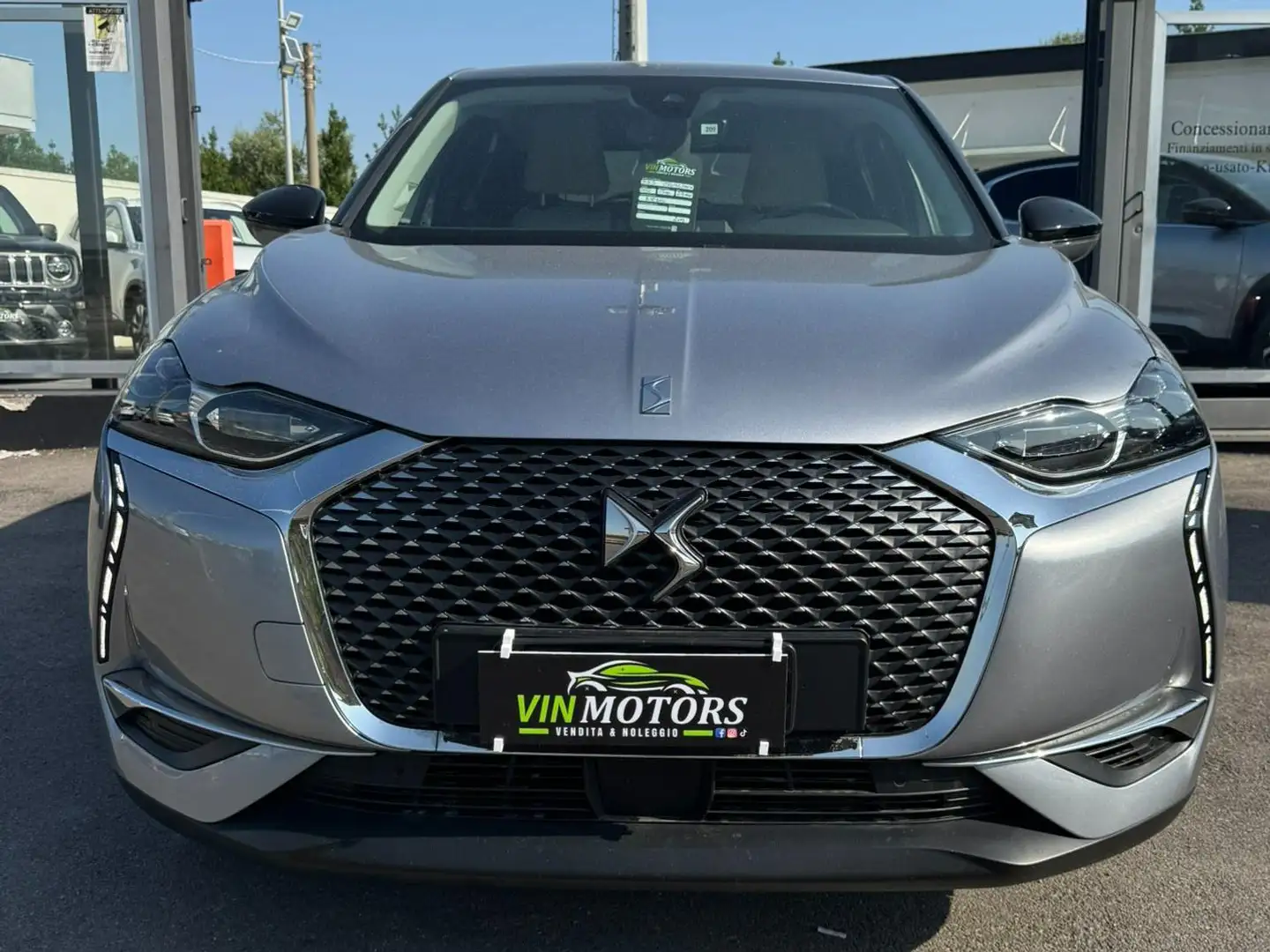 DS Automobiles DS 3 Crossback 1.2 puretech Performance Line+ 130cv auto Gris - 1