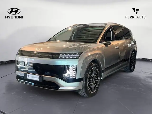 Hyundai IONIQ Ioniq 9 110KWh 4WD Calligraphy Performance