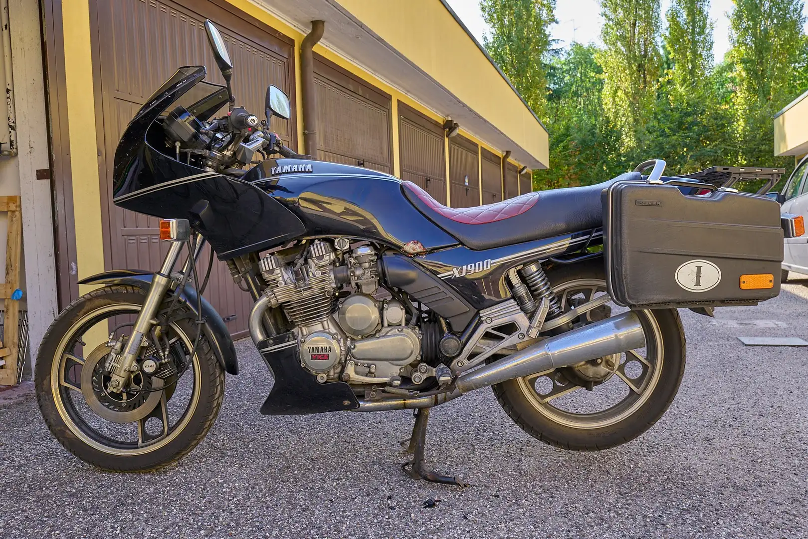 Yamaha XJ 900 F Fekete - 2