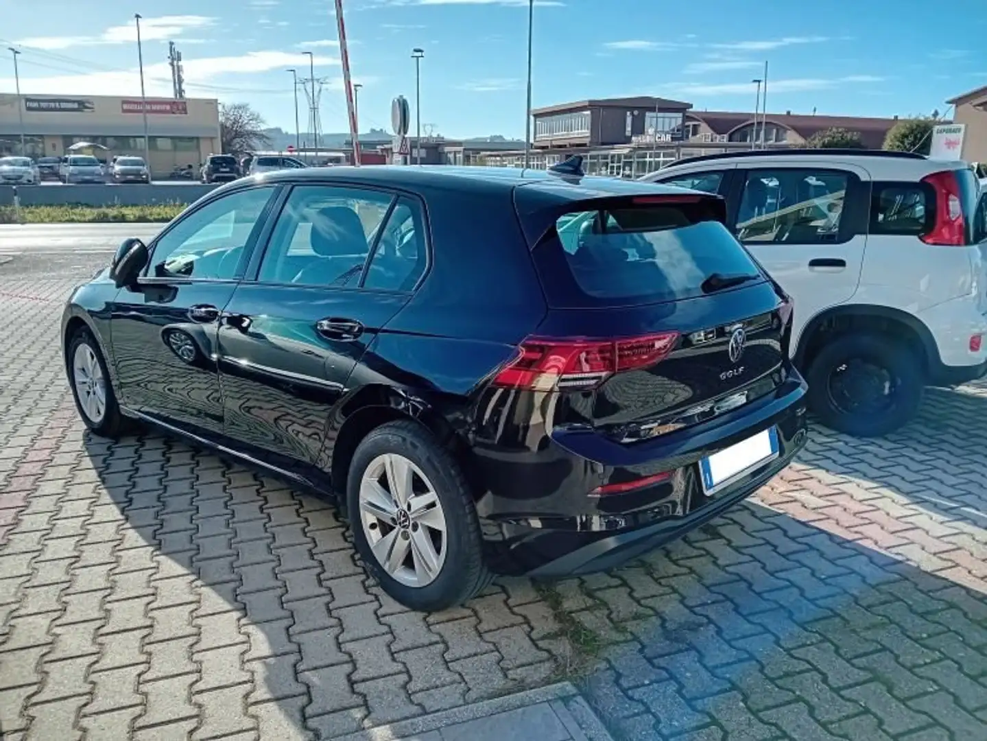 Volkswagen Golf GOLF 2.0 TDI 115 CV DSG LIFE AZIENDALE Nero - 2