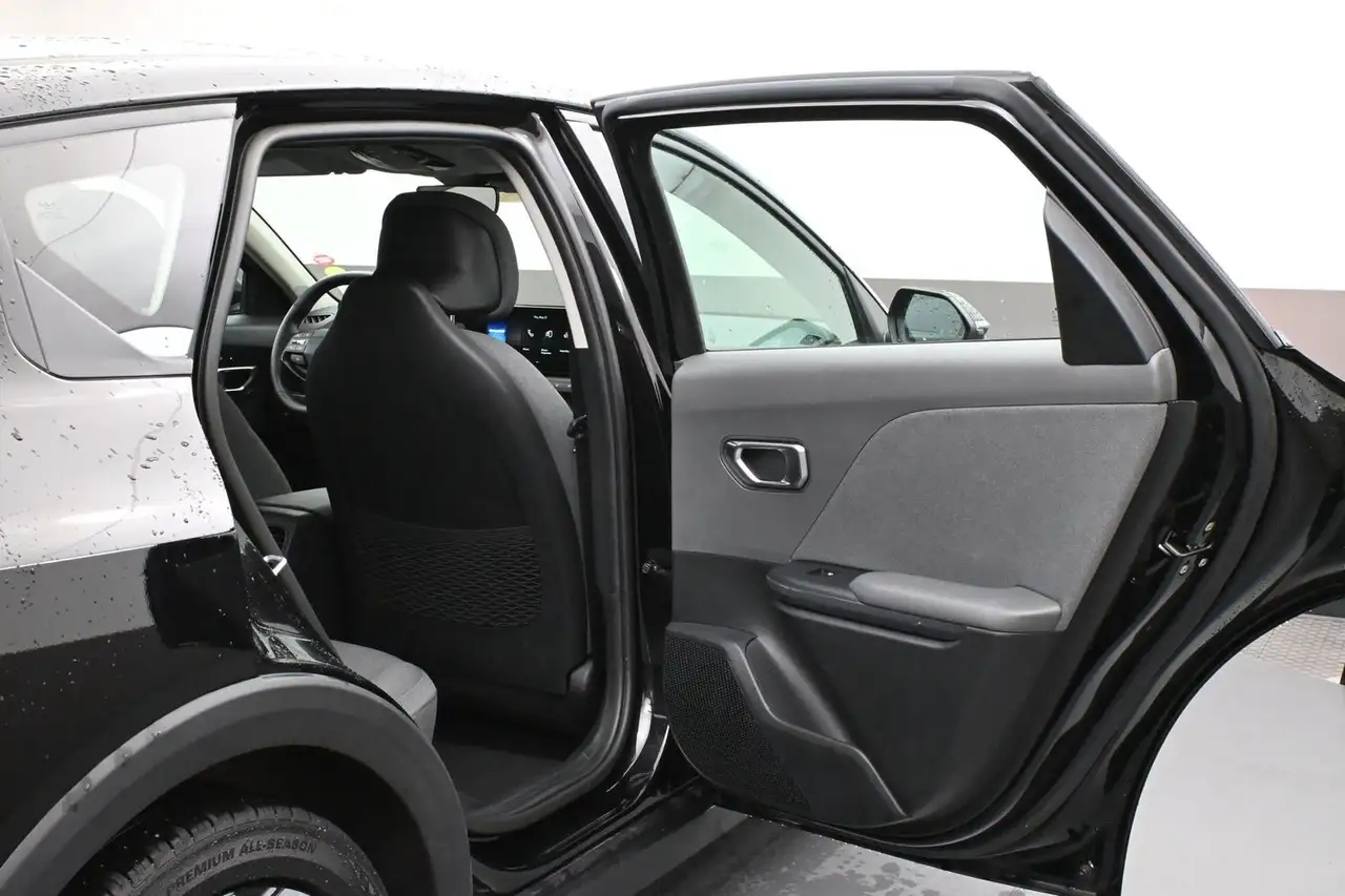 Kia K4 снимка Kia K4