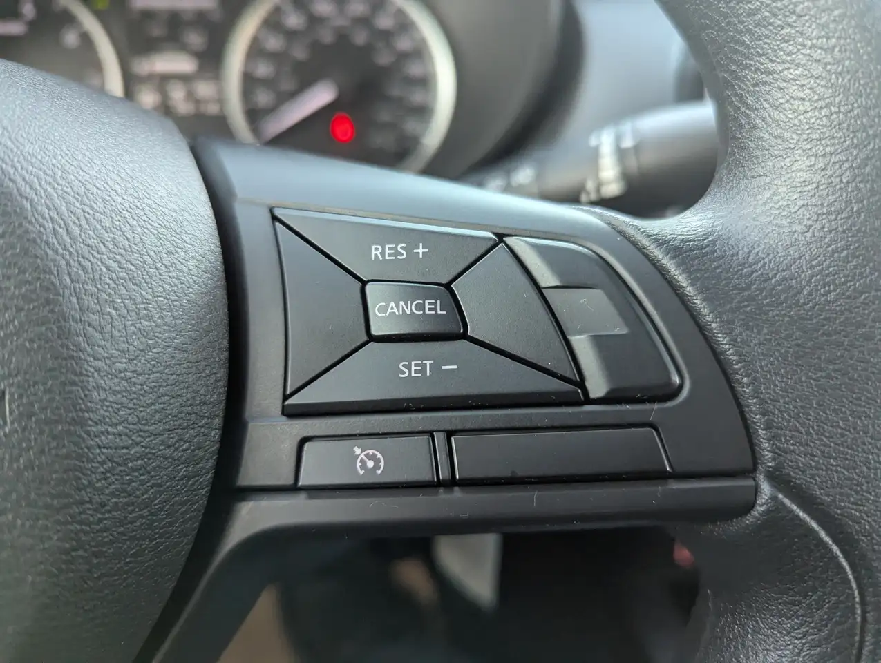 Nissan Versa снимка Nissan Versa