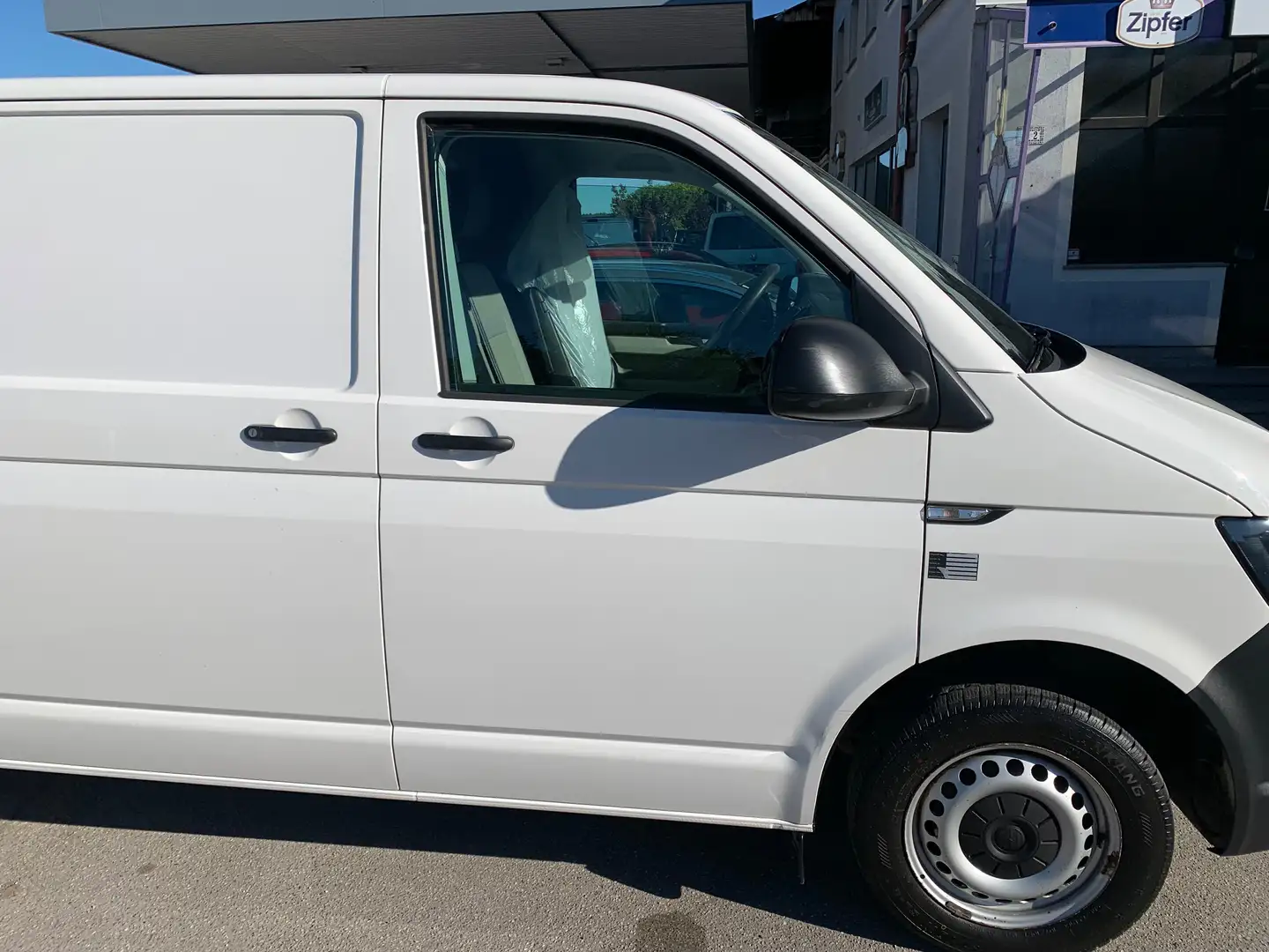 Volkswagen T6 Transporter Kastenwagen 2,0 TDI Weiß - 2