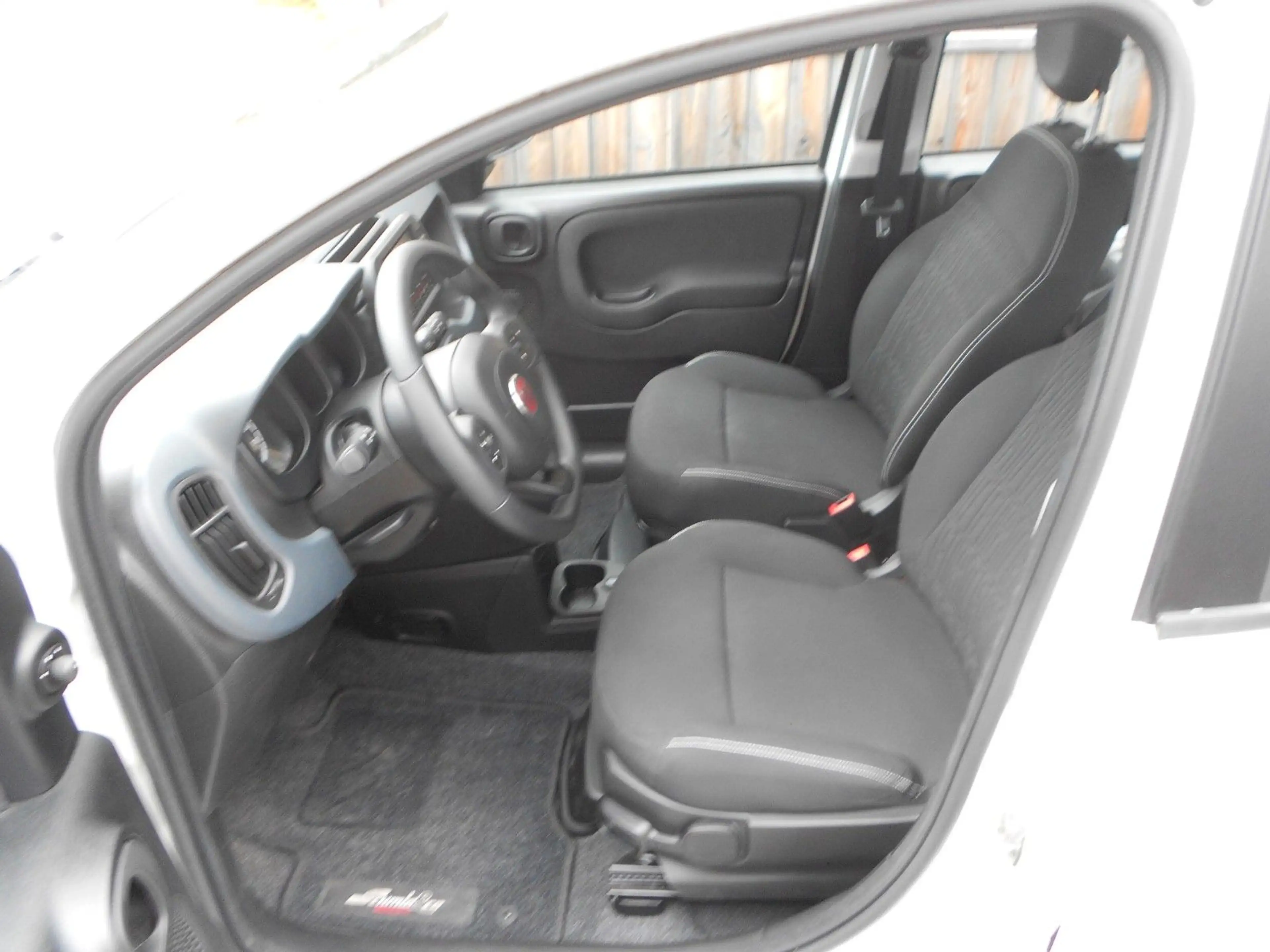 Fiat Panda Mild-Hybrid Klimaautomatik MFL DAB — photo 8