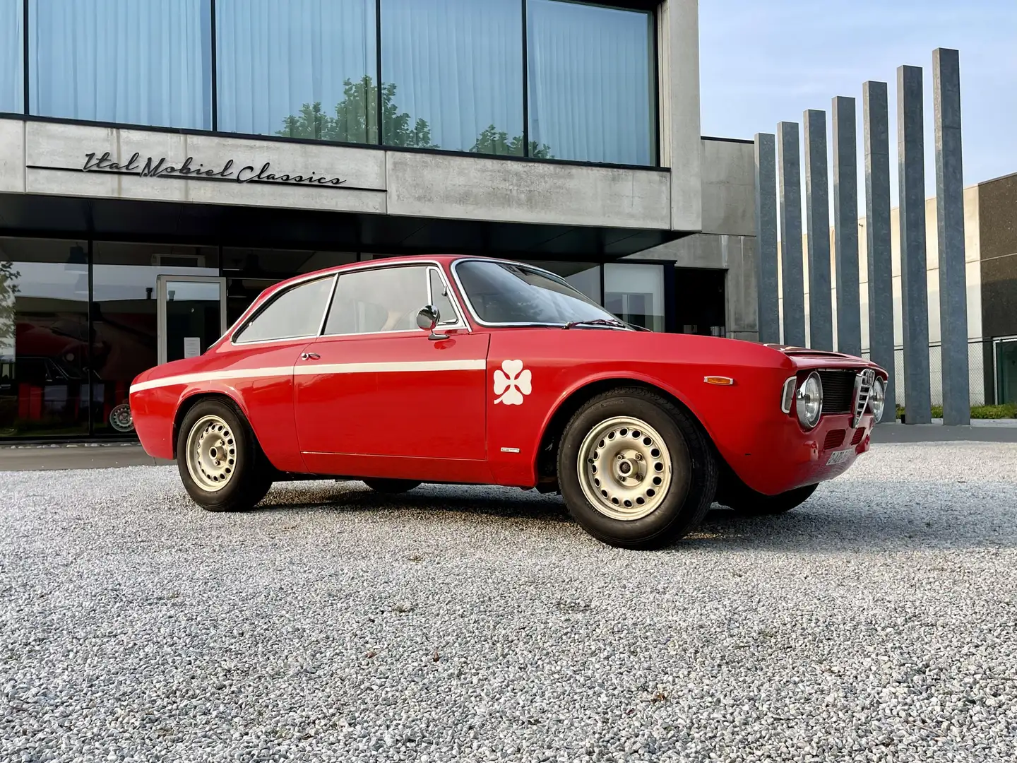 Alfa Romeo GT GTA 1300 JUNIOR Rouge - 2