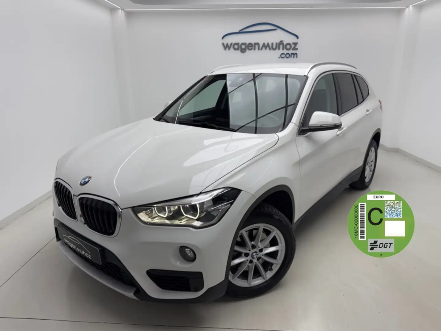 BMW X1 sDrive 18dA Blanc - 2