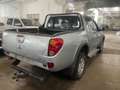 Mitsubishi L200 2.5 Turbo DI-D 4WD Intense Rouge - thumbnail 9