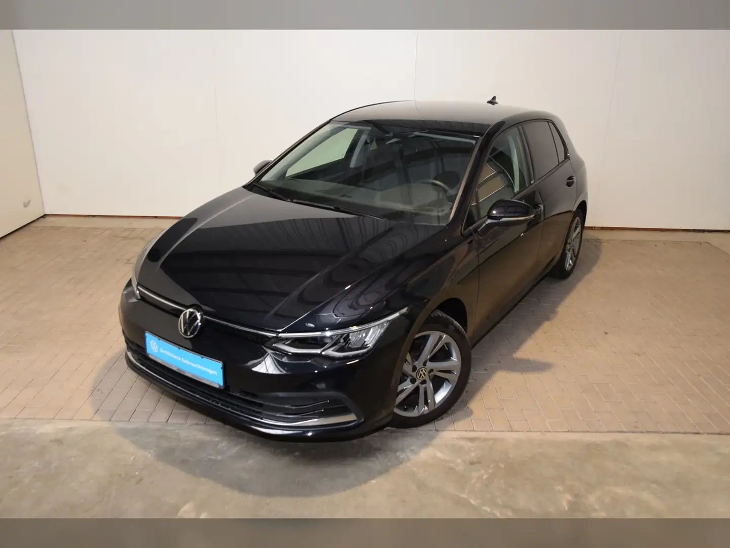 Volkswagen Golf VIII MOVE eTSI DSG AppConnect - LED - TravelAssis Noir - 2