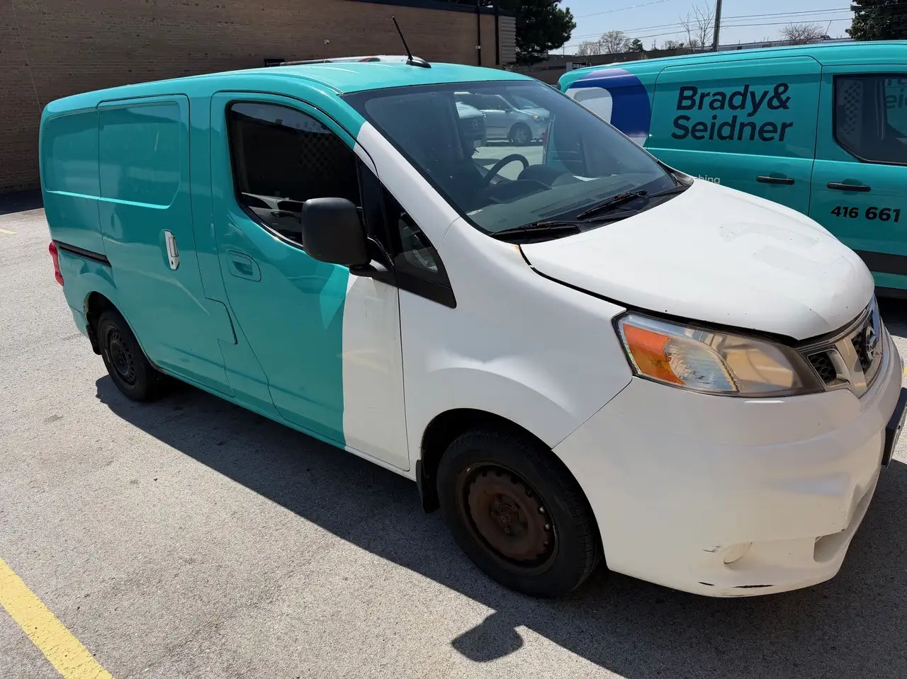Nissan NV200 снимка Nissan NV200