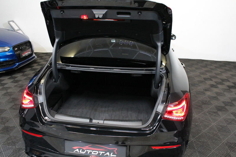 Mercedes-Benz CLA 35 AMG *4Matic*LED*Night*Pano*Mbux* — photo 14