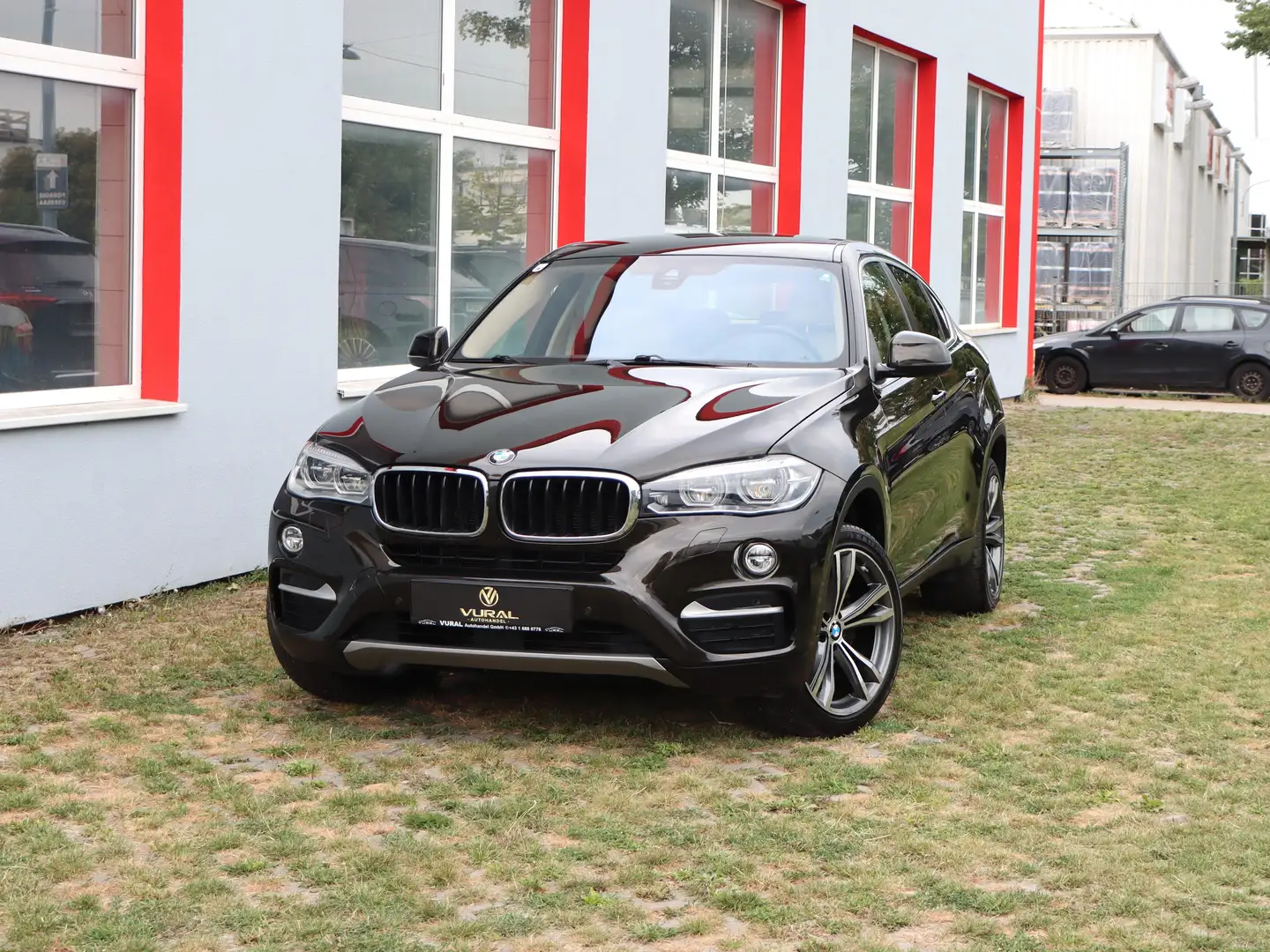 BMW X6 X6 xDrive30d Sport Activity Coupé Öst-Paket Braun - 1