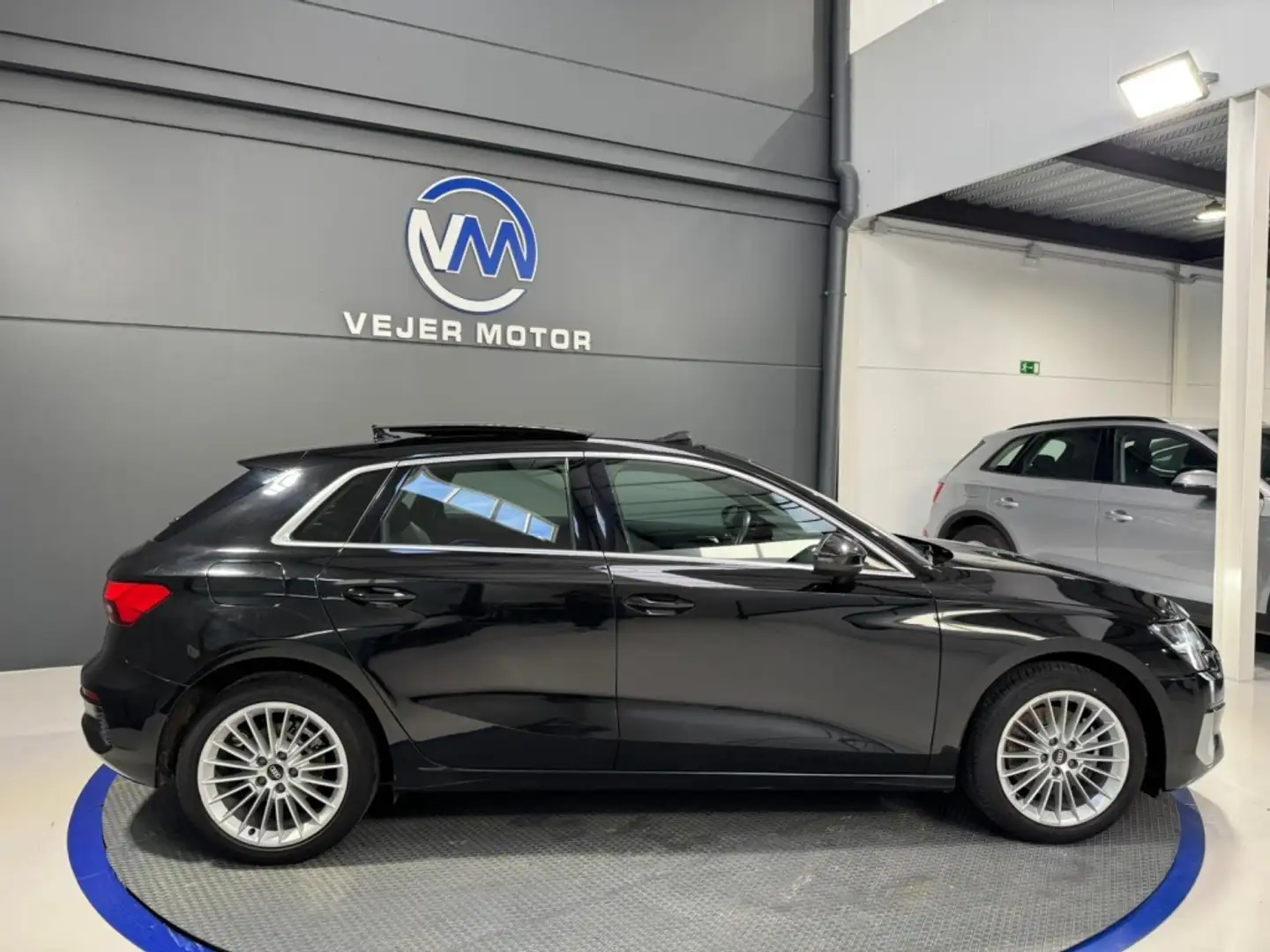 Audi A3 Sportback 30 TFSI Advanced Negro - 2