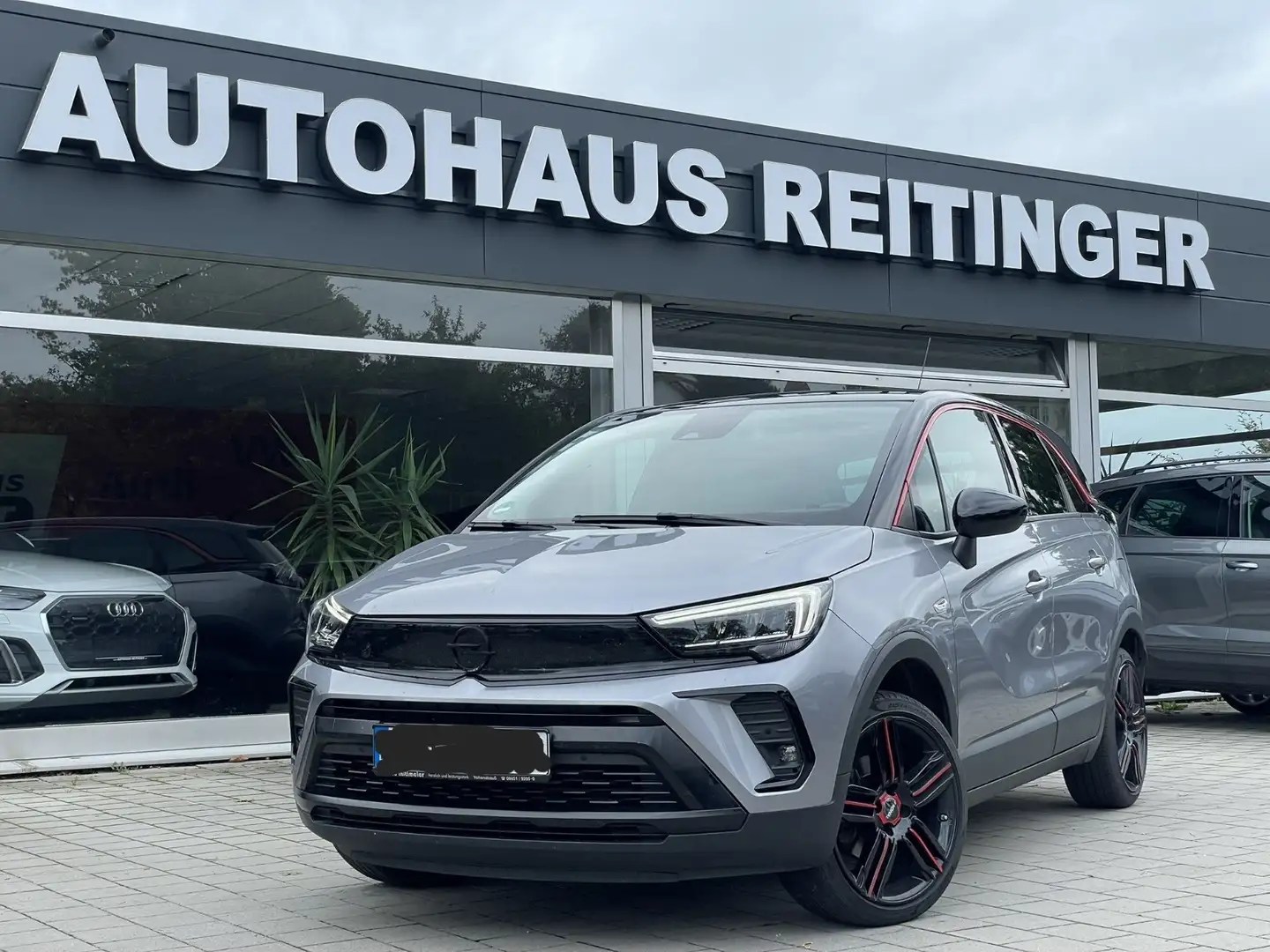 Opel Crossland X GS Line Grau - 1