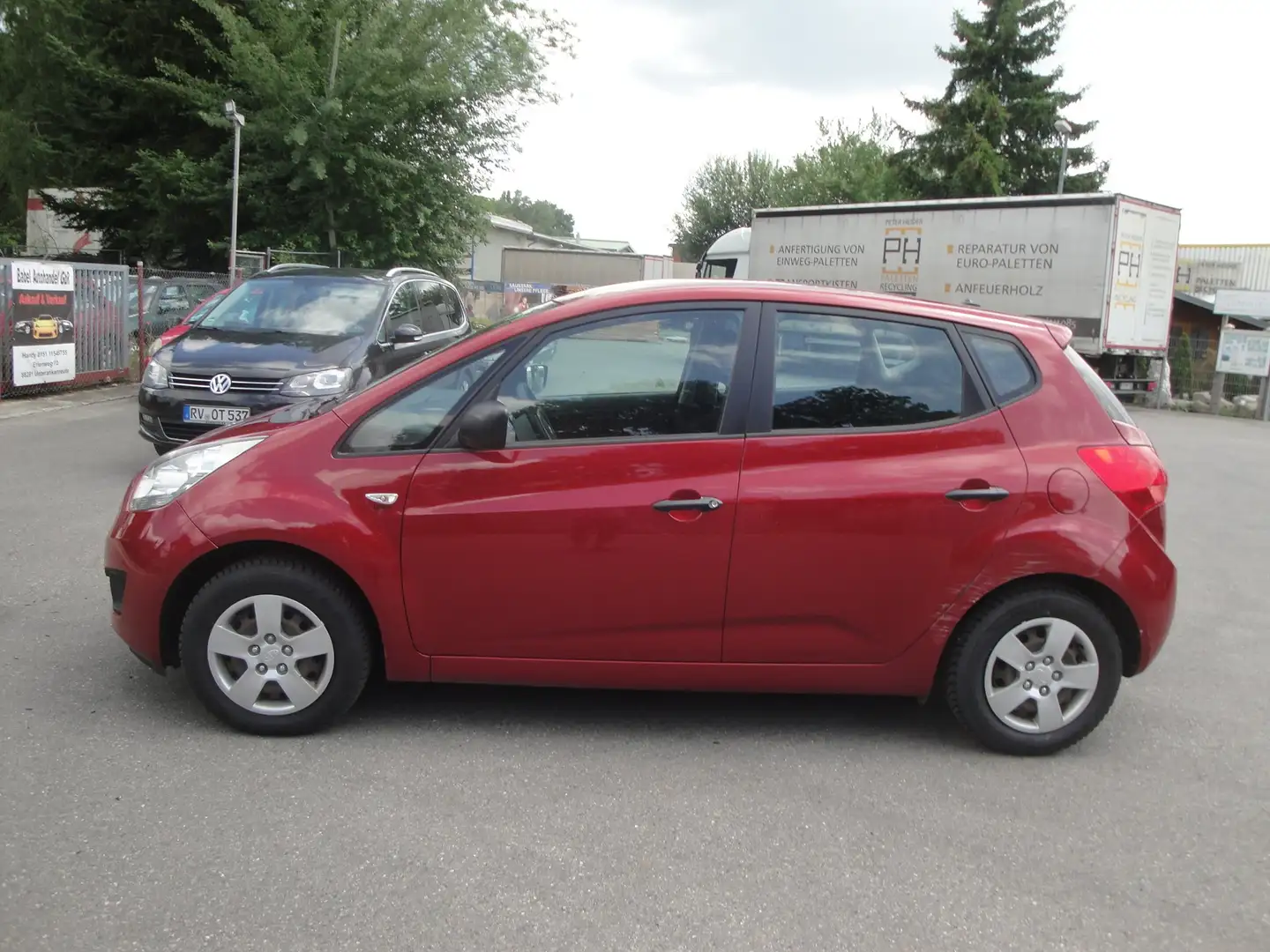 Kia Venga 1.4 CVVT Black Collection Rosso - 1