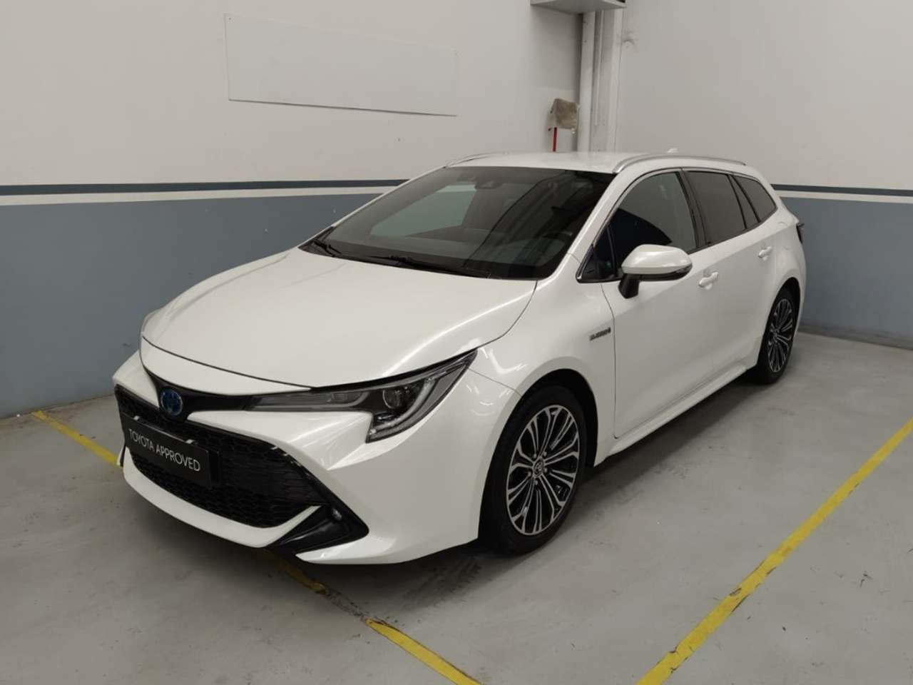 Toyota Corolla Touring Sports 1.8 Hybrid Business