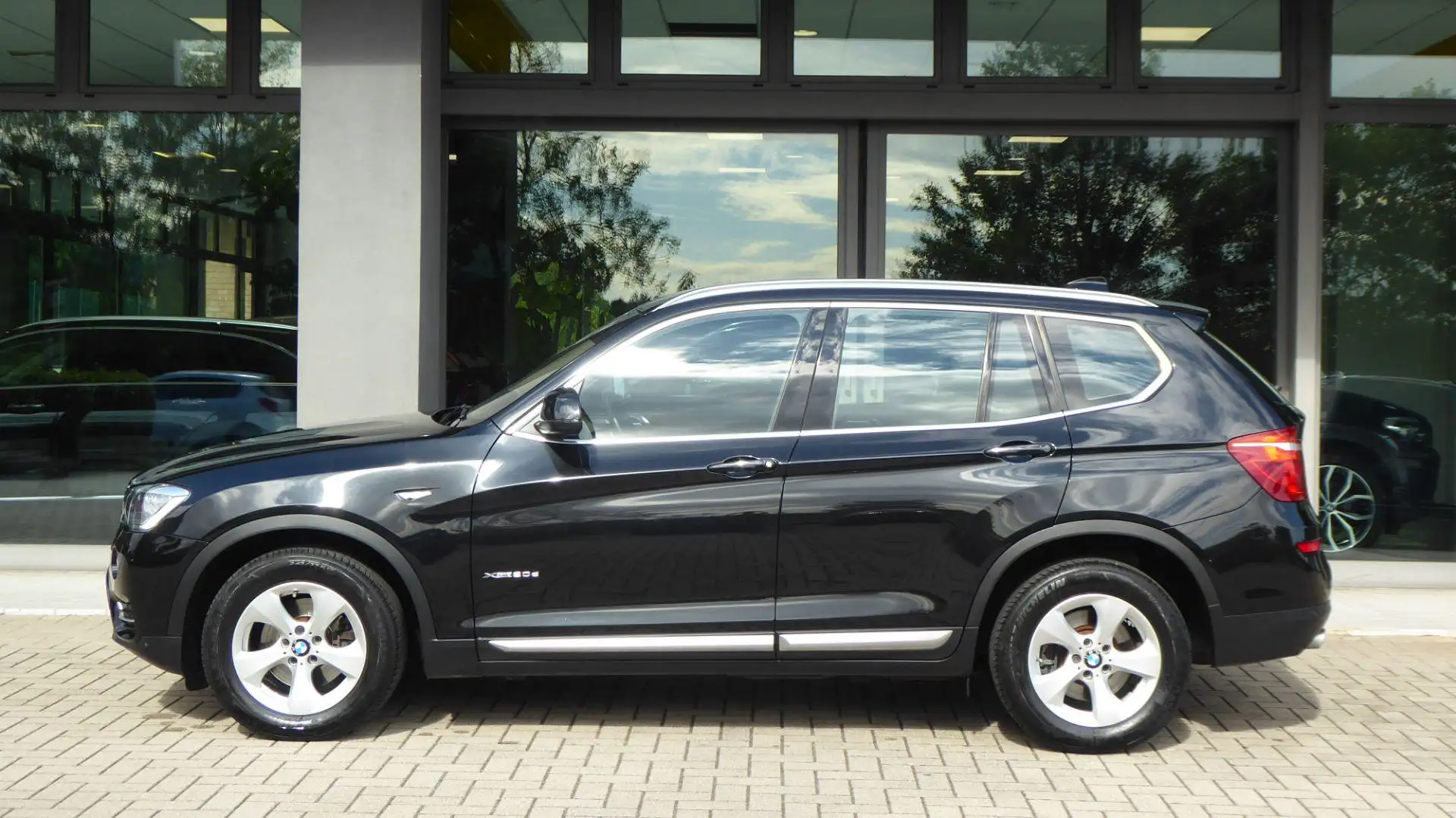 BMW X3 xDrive20d xLine Noir - 2
