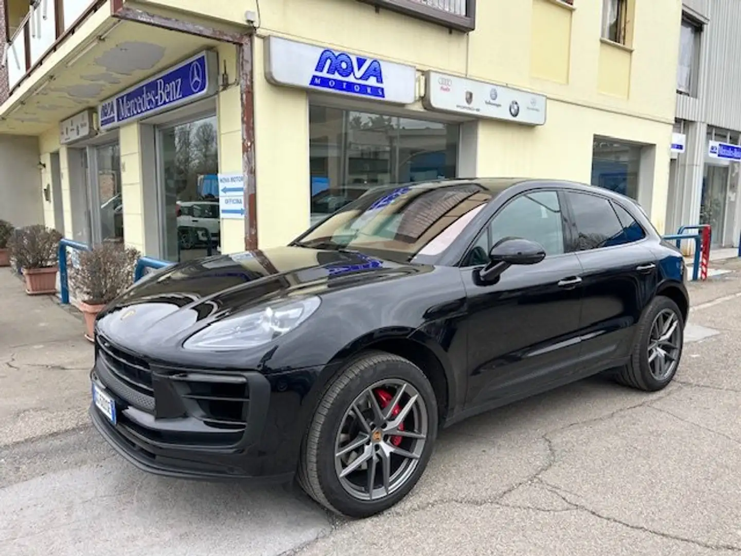 Porsche Macan Macan 2.9 S 381cv pdk IMM.10/2021 SUBENTRO LEASING Negro - 1