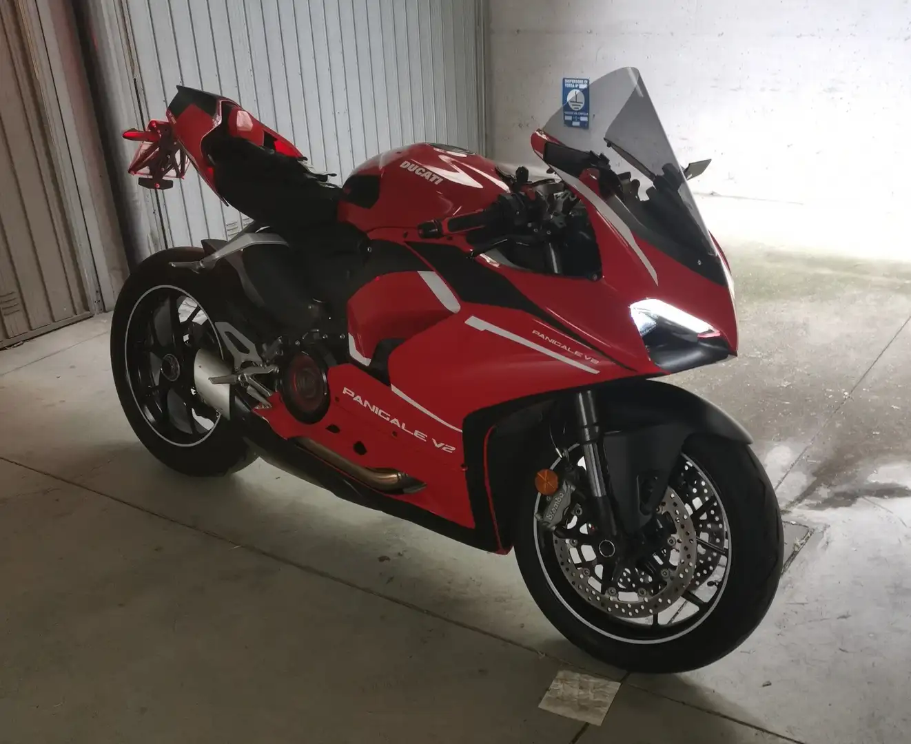 Ducati Panigale V2 Rouge - 2