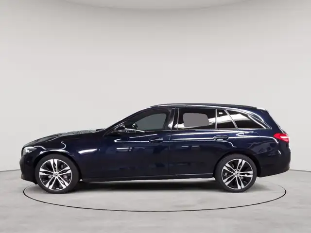 Mercedes-Benz C-Class view 6