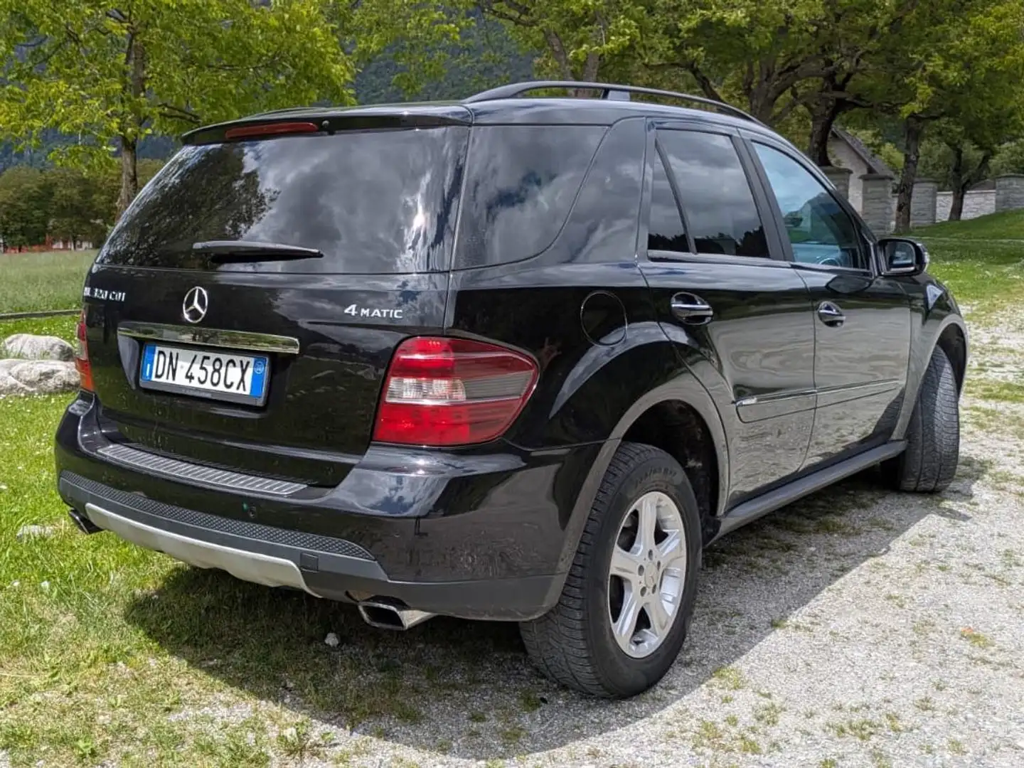 Mercedes-Benz ML 320 ML 320 cdi Sport edition10 auto Fekete - 1