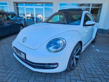 2.0 TDI"DESIGN"Nav AHK Keyless Xenon Rear