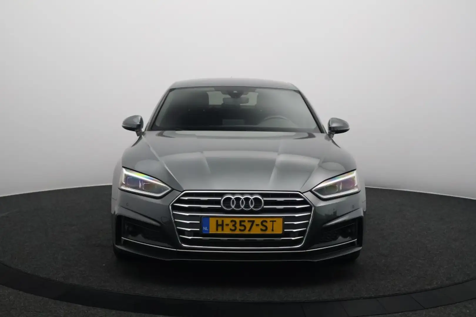 Audi A5 Sportback 35 TFSI Sport S-line edition 135PK | Ned Grijs - 2