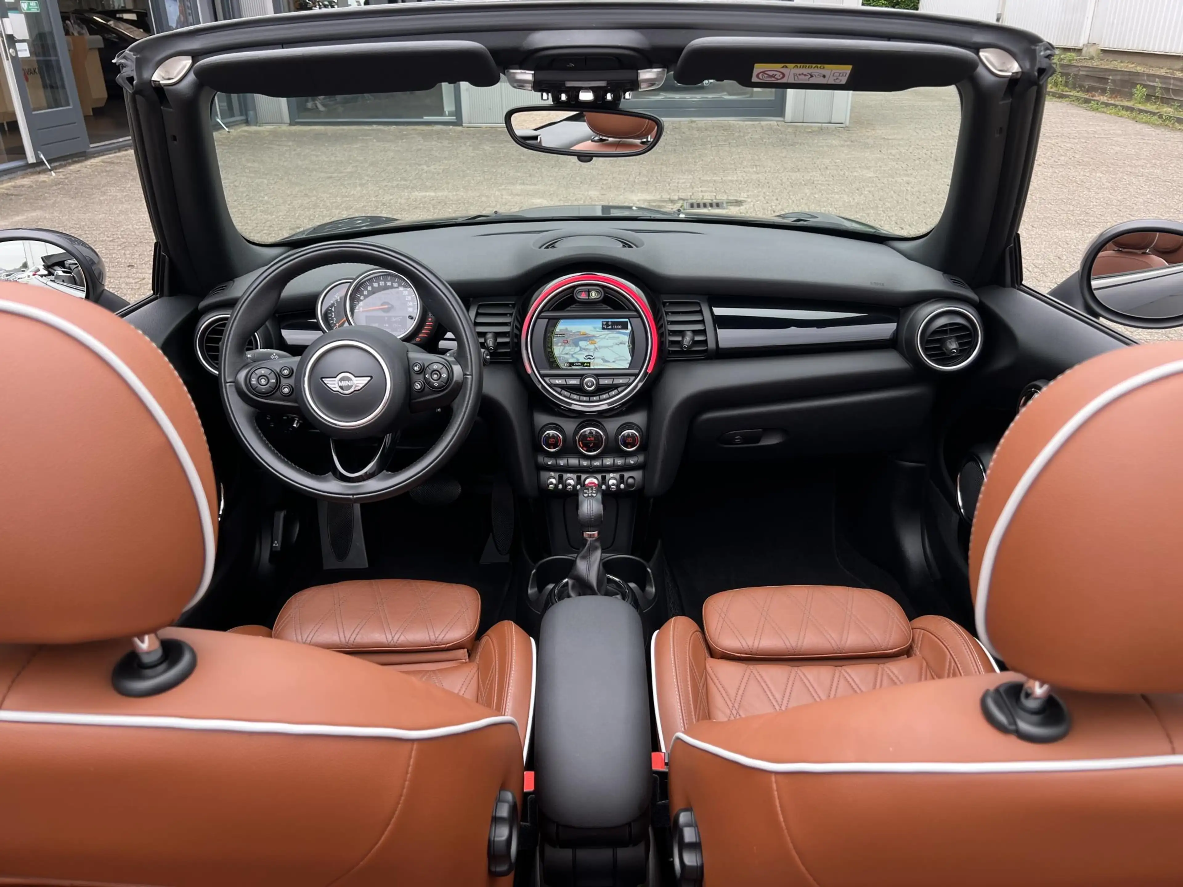 MINI Cooper S Cabrio 2.0 Chili Serious Business | Leder/Cruise Adaptief — photo 40