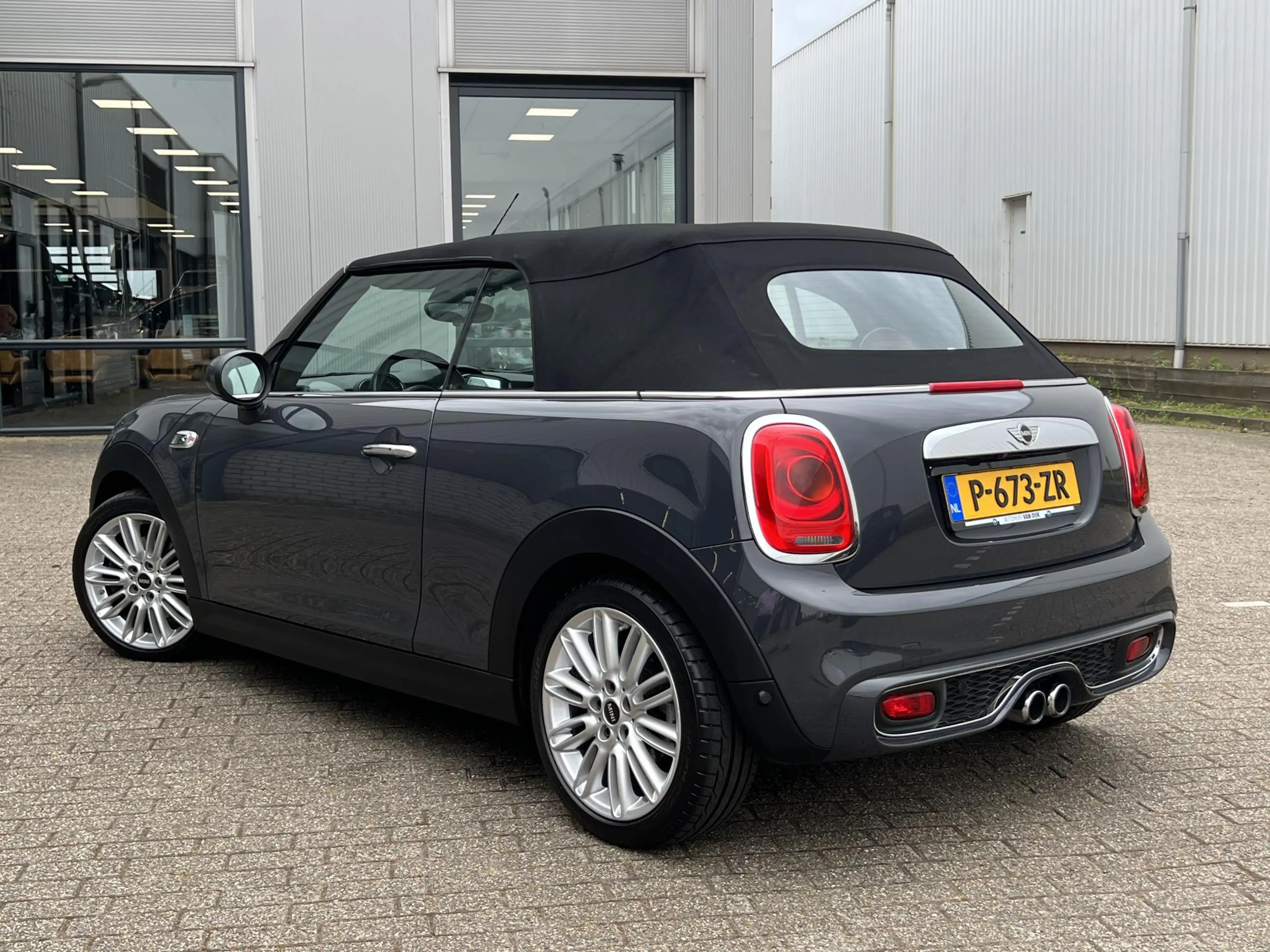 MINI Cooper S Cabrio 2.0 Chili Serious Business | Leder/Cruise Adaptief — photo 13