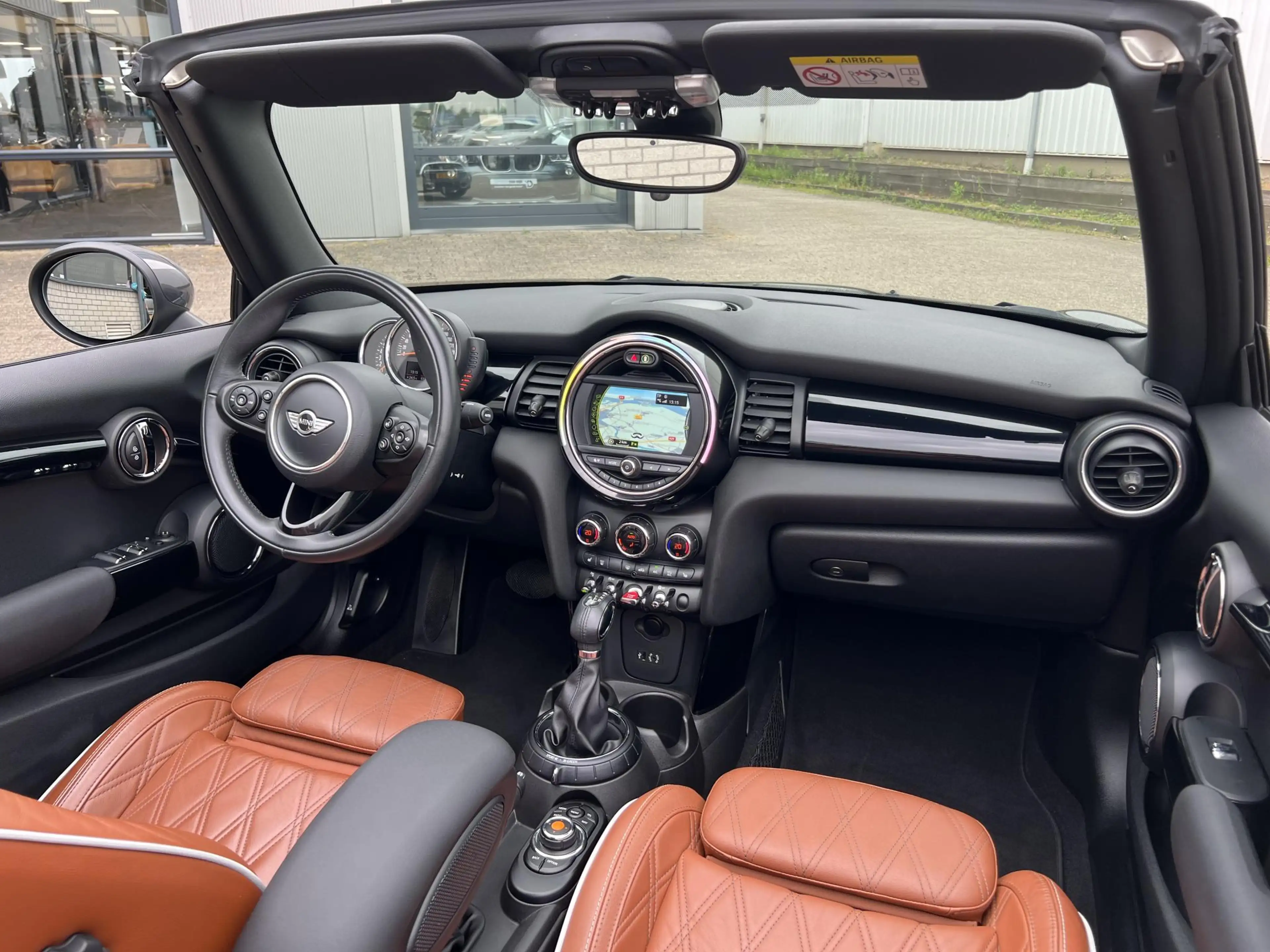 MINI Cooper S Cabrio 2.0 Chili Serious Business | Leder/Cruise Adaptief — photo 34