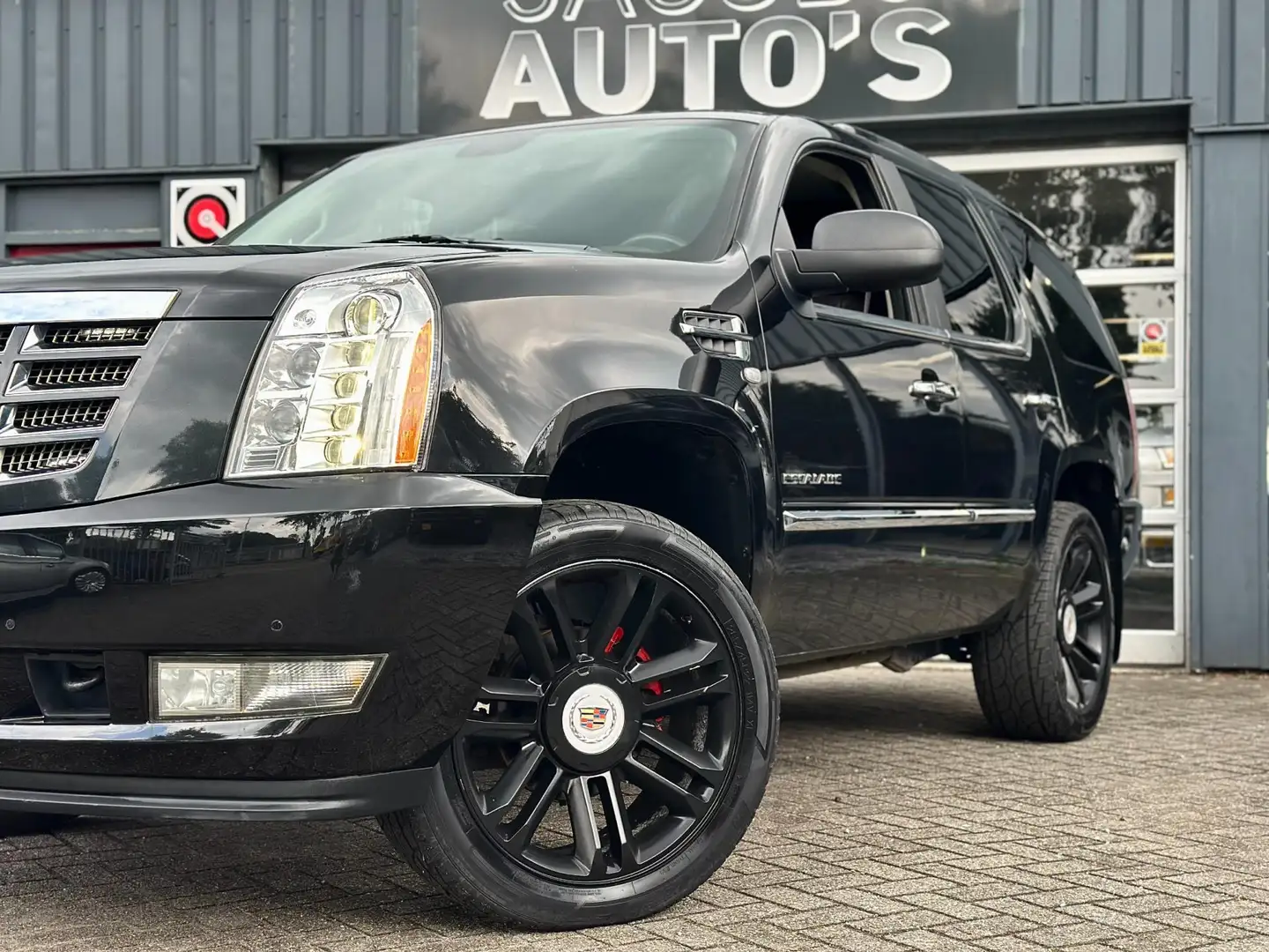 Cadillac Escalade 6.2 V8 Grijskenteken Zwart - 2