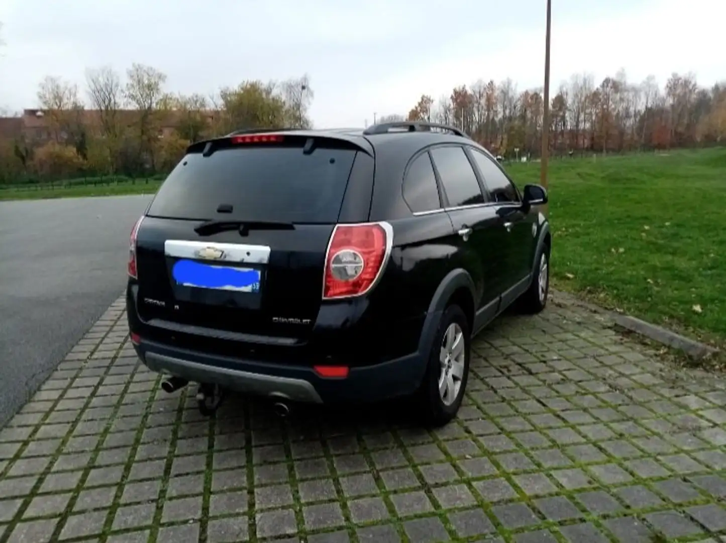 Chevrolet Captiva Negru - 2